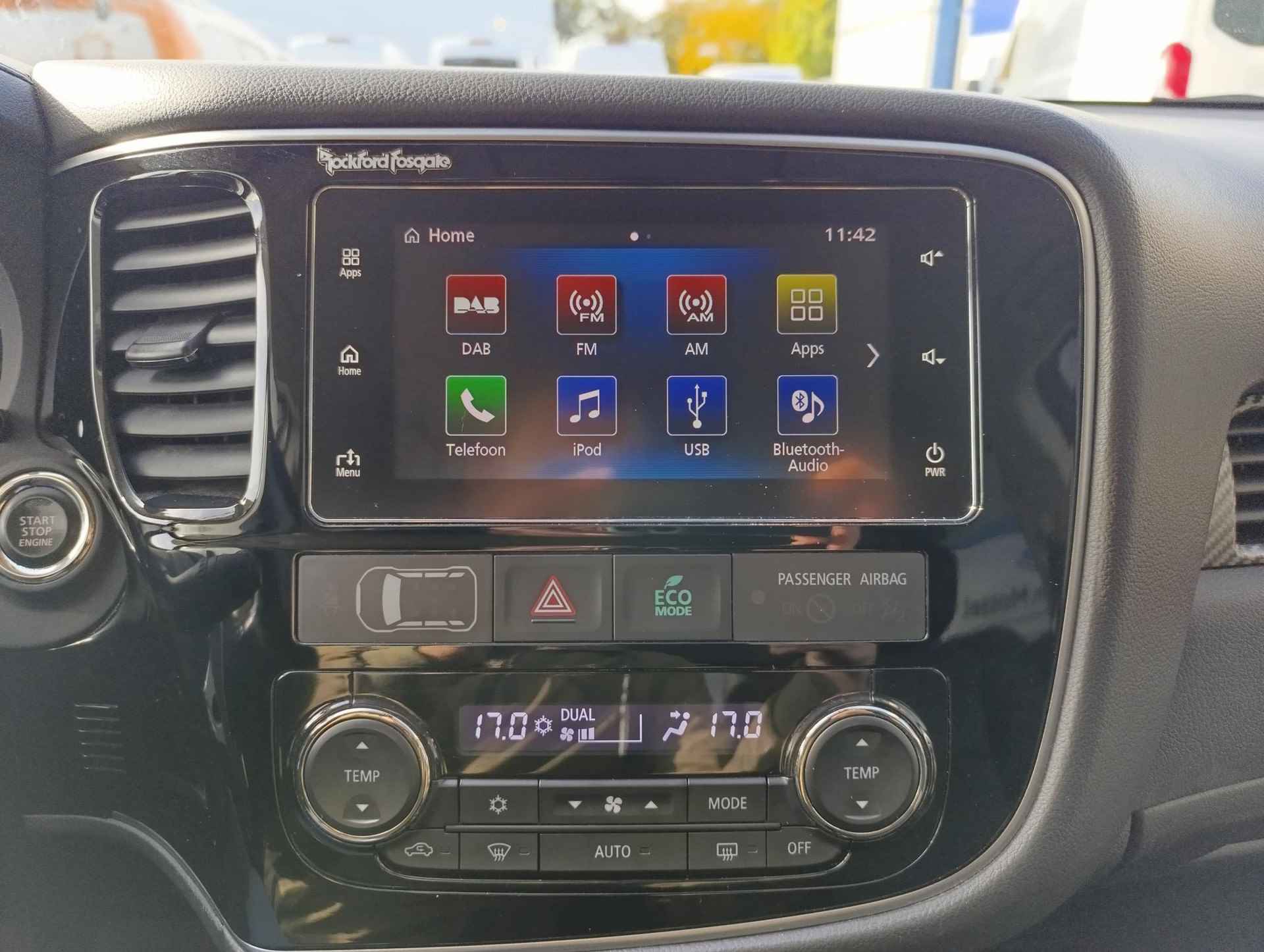 Mitsubishi Outlander 2.0 Connect Pro | Trekhaak | Cruise Control | Camera + 360-graden zicht - 13/19