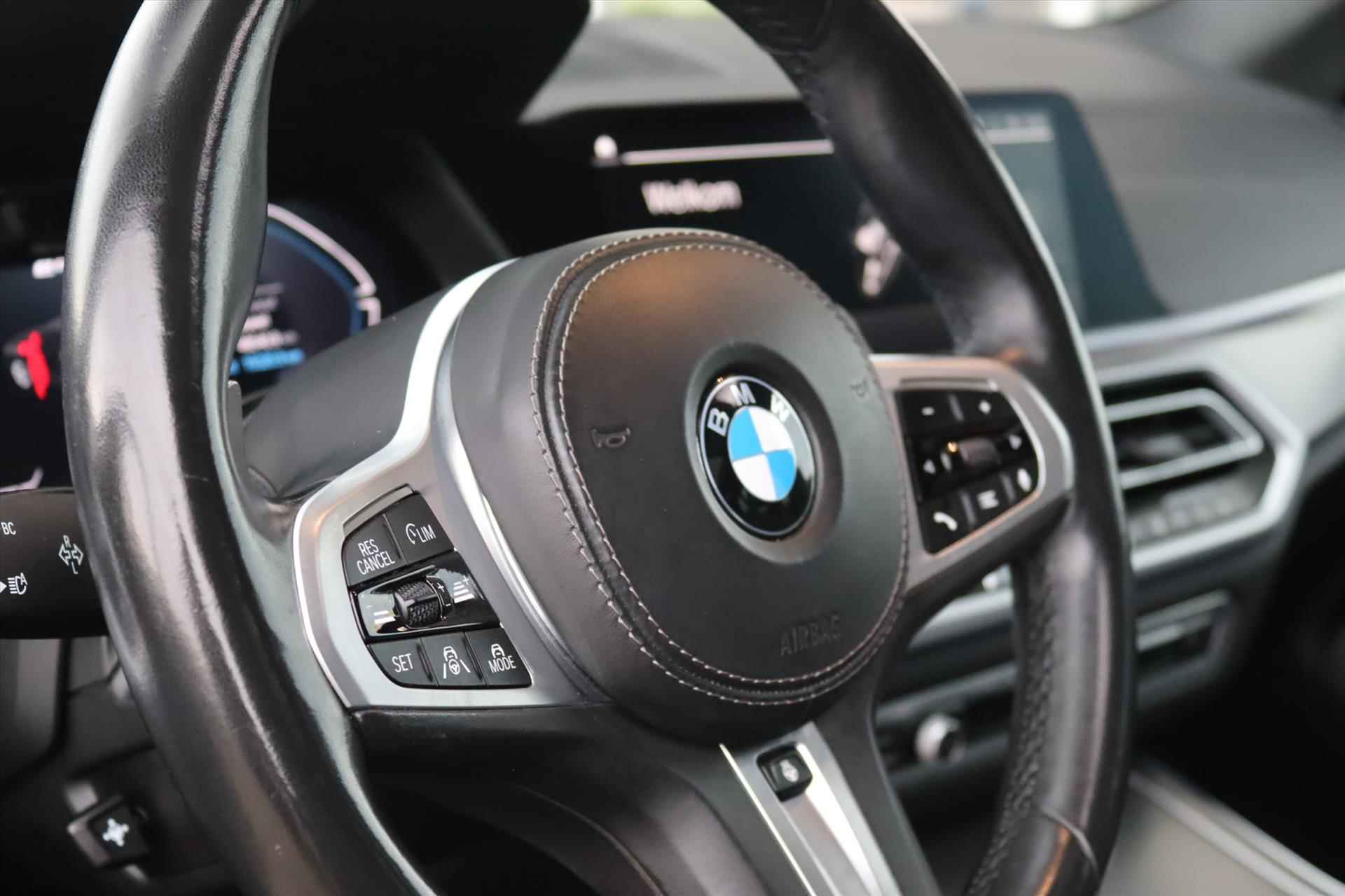 BMW X5 (g05) XDRIVE 45e 394PK HIGH EXEC. X-LINE Panodak | 21 Inch Lm | Leer | Trekhaak | Harman Kardon | Sfeerverlichting | Head Up | Stoel/stuurverwarming | - 20/76