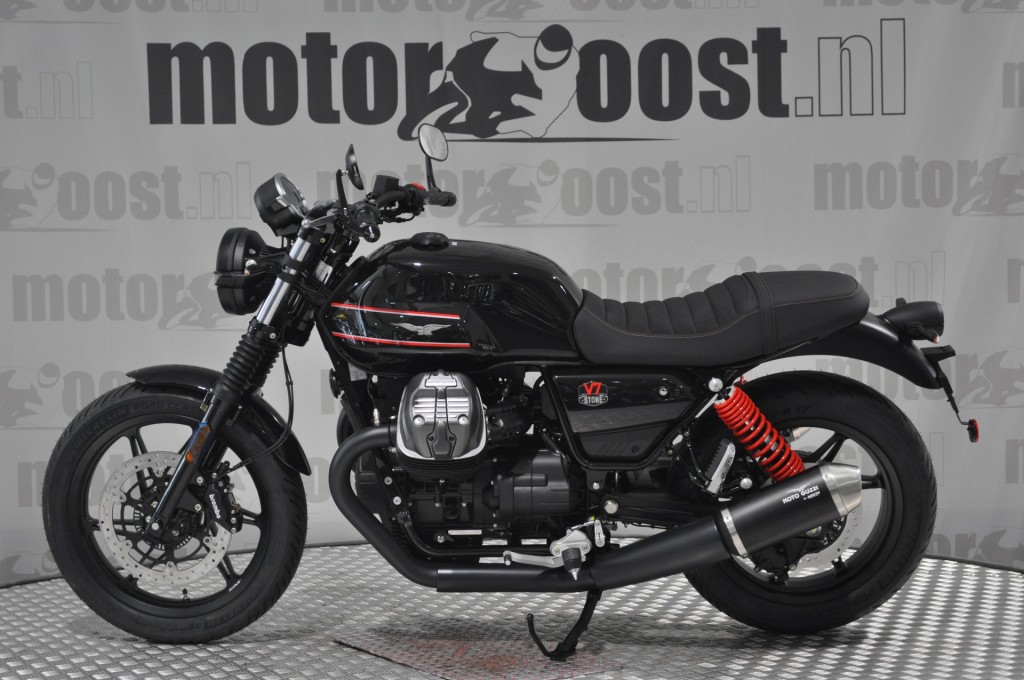 MOTO GUZZI V 7   Stone SPECIAL EDITION