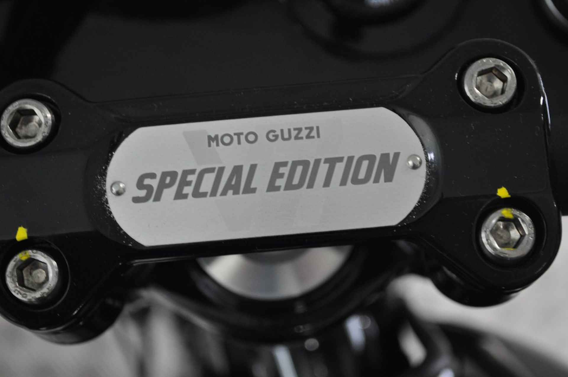 MOTO GUZZI V 7   Stone SPECIAL EDITION - 18/21