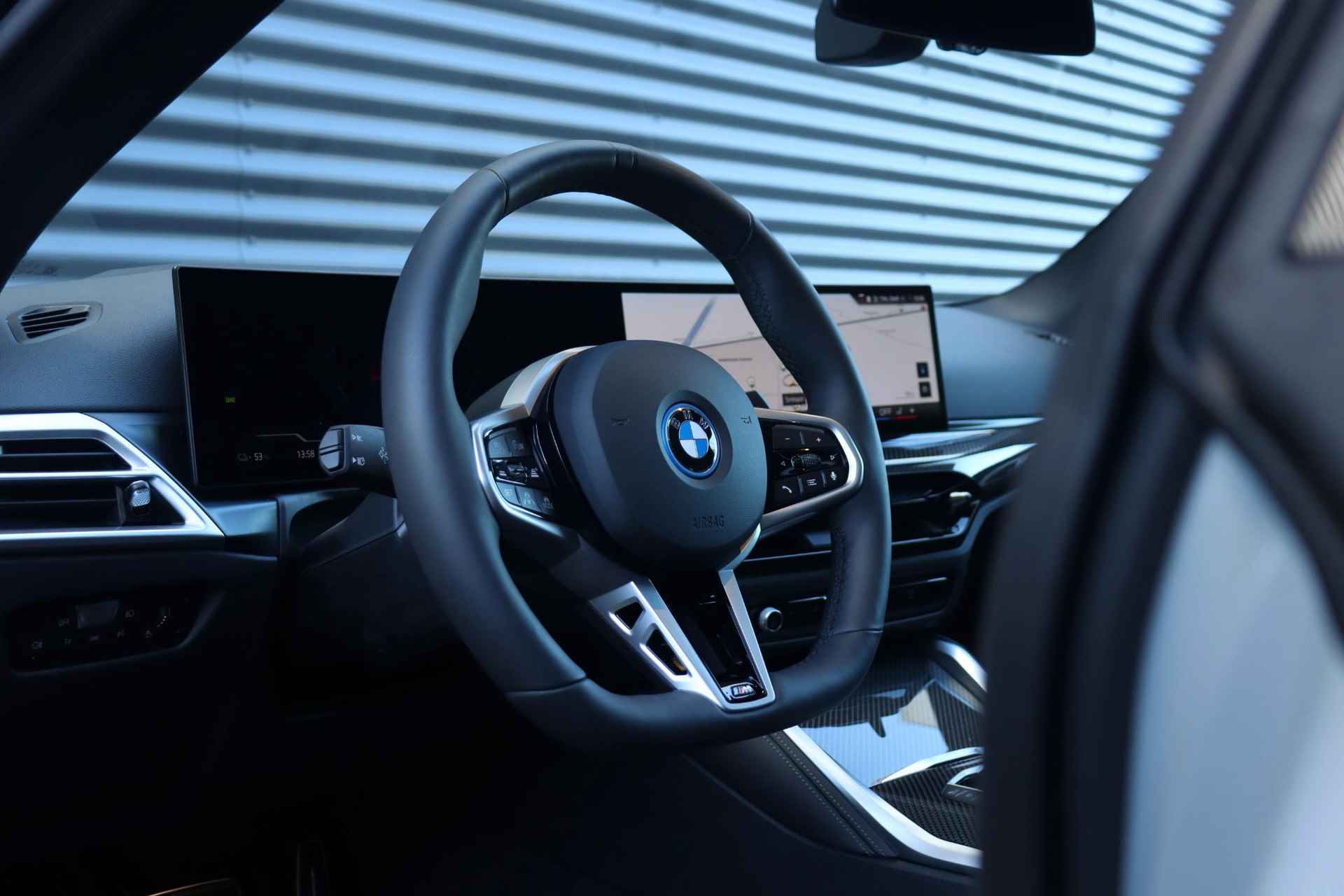 BMW i4 eDrive40 | M Sportpakket Pro | Innovation Pack | Panodak | Head-Up | Driving Assistant Prof. | Harman Kardon | Elektr. Stoelen | Laserlight | 19'' LMV - 14/41