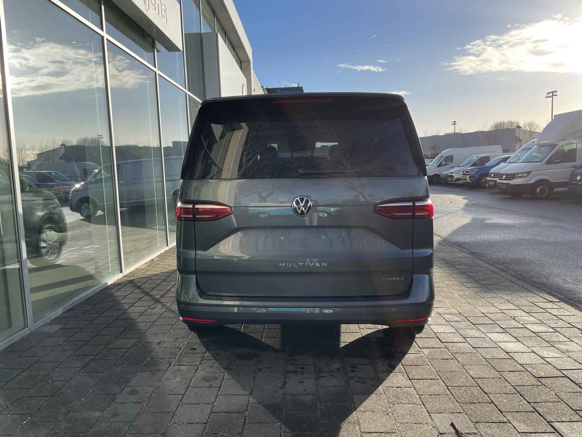 Volkswagen Multivan 1.4 eHybrid 218PK L1H1 Life | 7 Zitplaatsen | IQ Light | Elektrische achterklep - 8/40