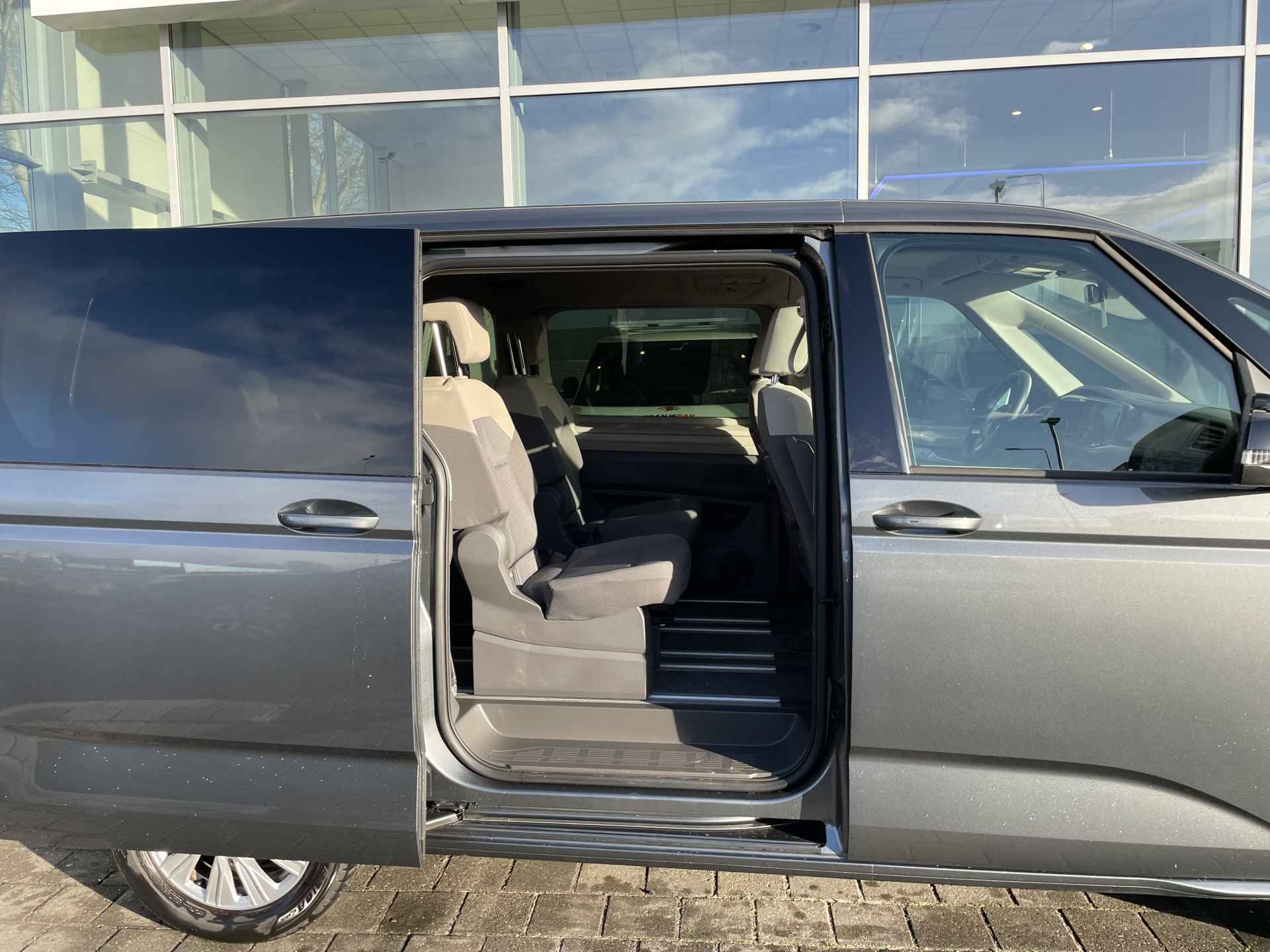 Volkswagen Multivan 1.4 eHybrid 218PK L1H1 Life | 7 Zitplaatsen | IQ Light | Elektrische achterklep - 16/40