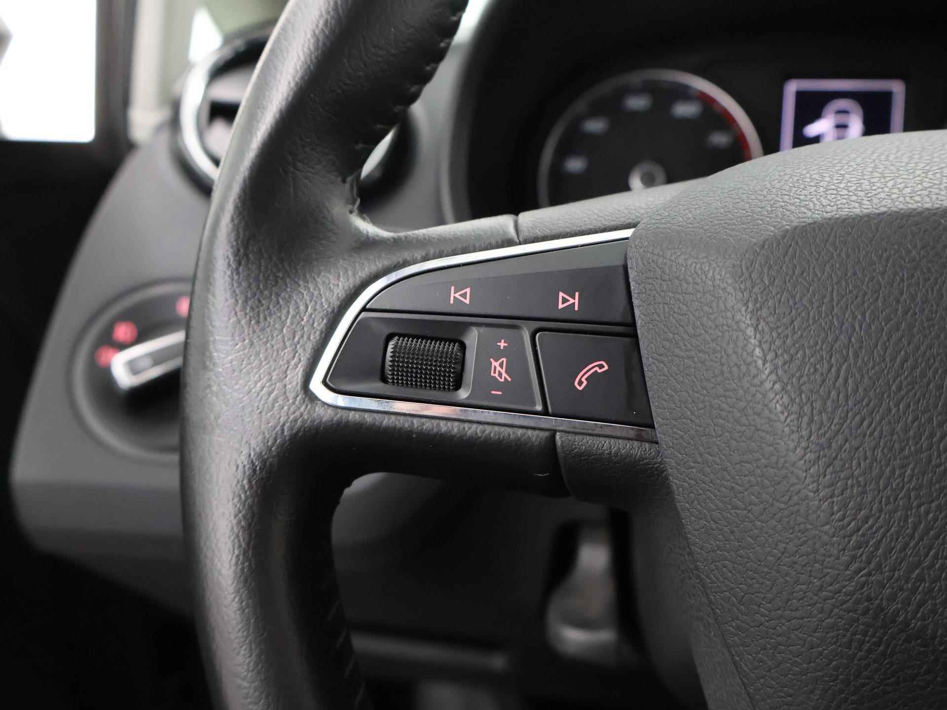 SEAT Ibiza 1.0 EcoTSI Style Connect | Navigatie | Airco | Bluetooth | Cruise control | Zwart dak (wrap) | - 28/36