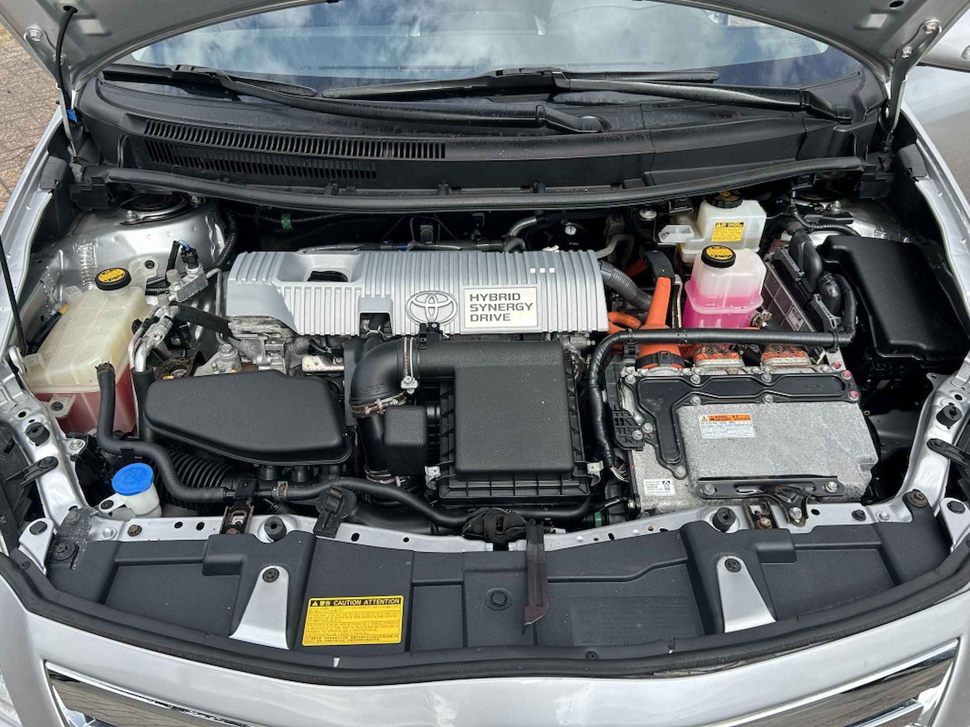 Toyota Auris 1.8 Full Hybrid Asp. - 24/24