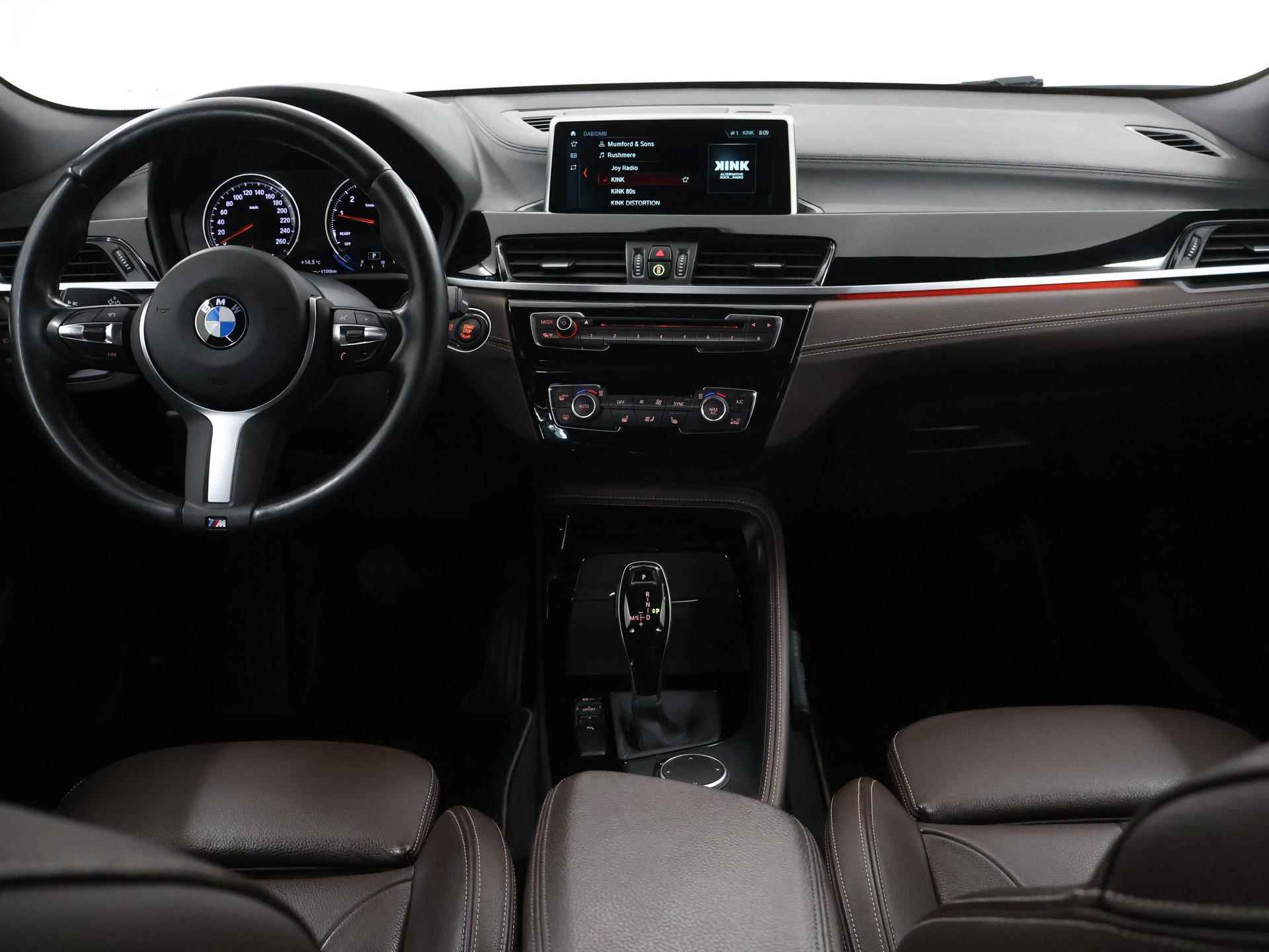 BMW X2 sDrive18i High Executive | Navigatie | Sportstoelen | Parkeercamera | DAB | Stoelverwarming | - 9/42