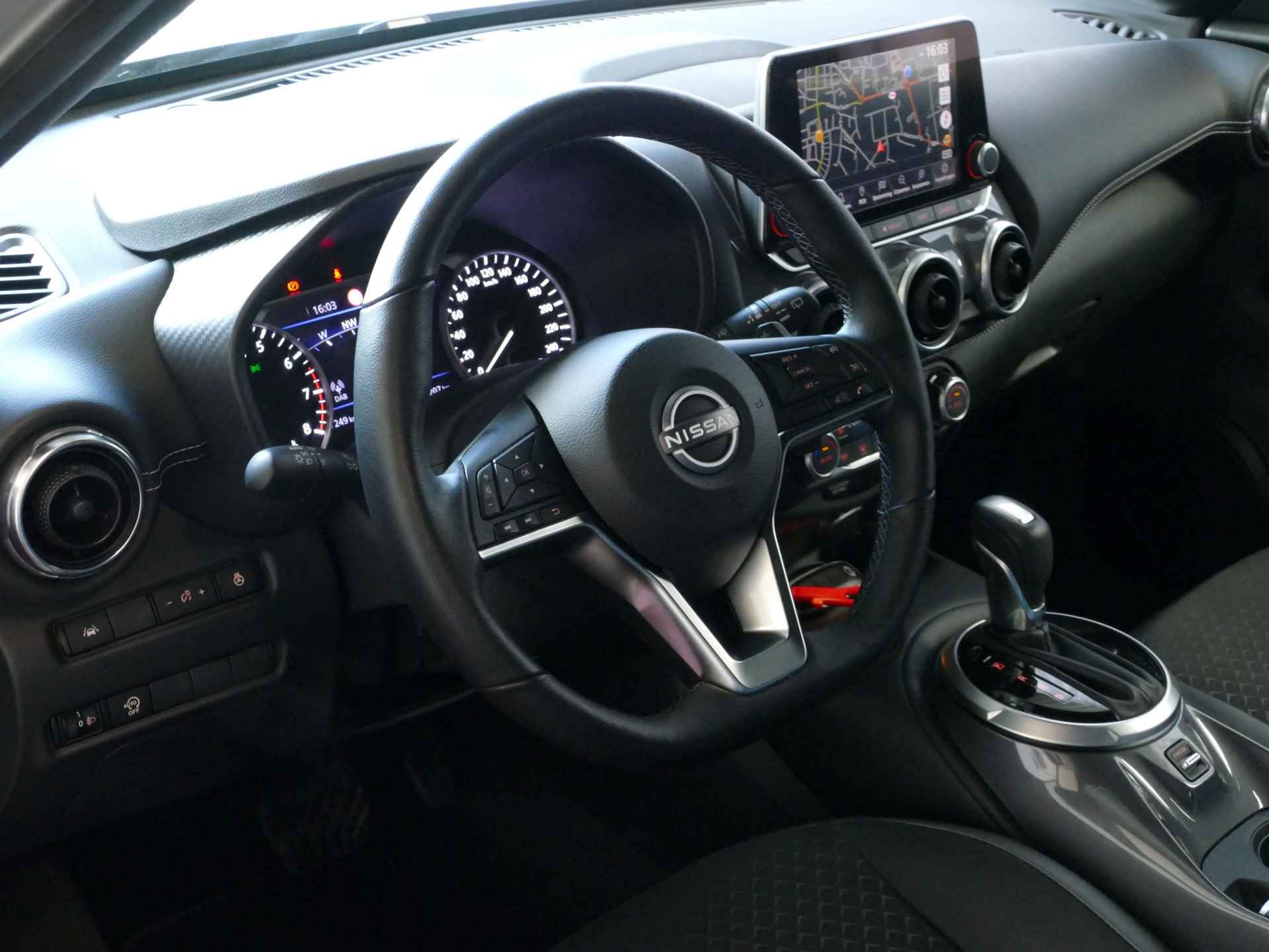 Nissan Juke N-DESIGN NAVI STOEL/STUUR.VERW. LED CAMERA KEYLESS LMV - 11/79