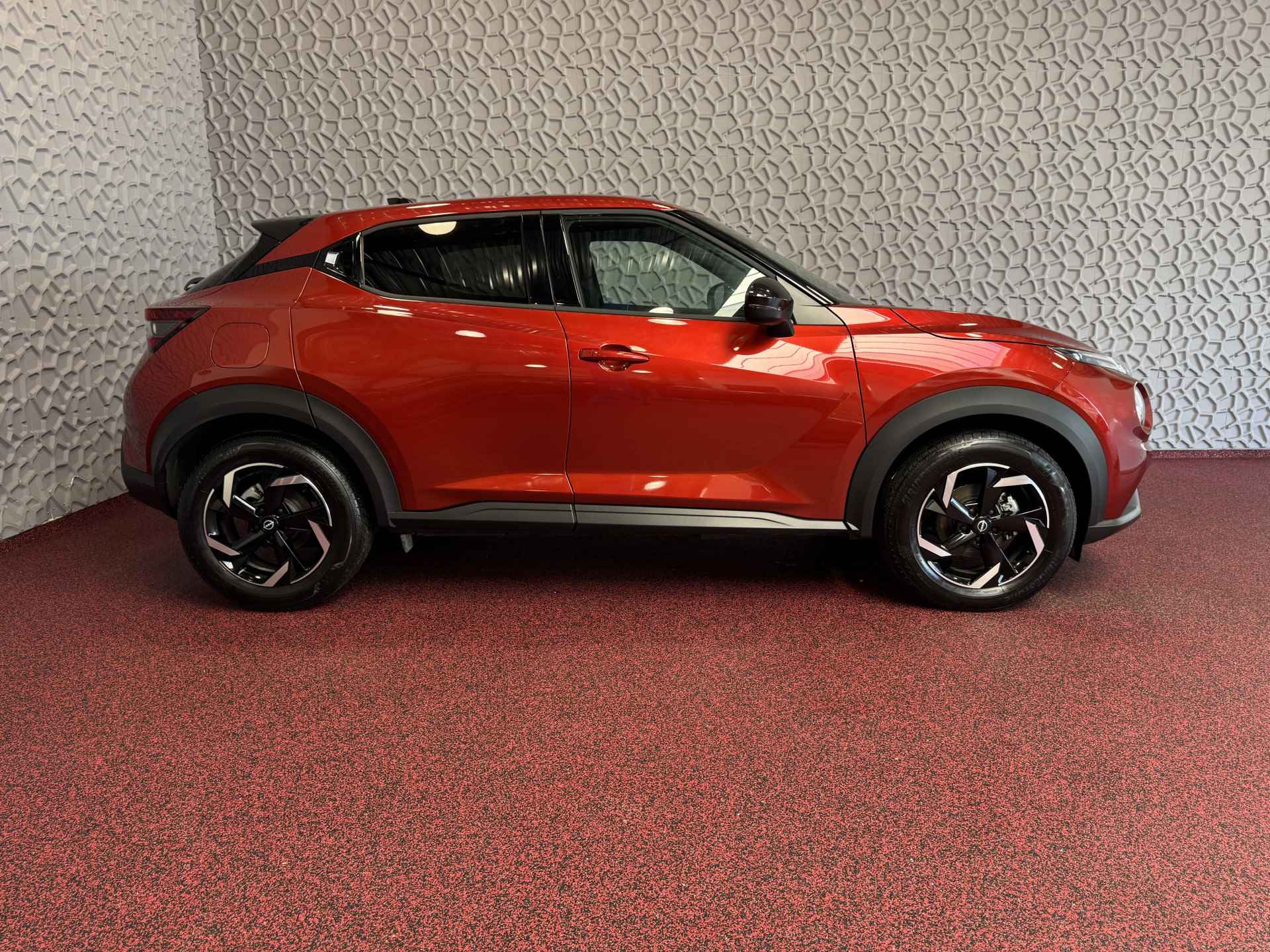 Nissan Juke N-DESIGN NAVI STOEL/STUUR.VERW. LED CAMERA KEYLESS LMV - 63/79