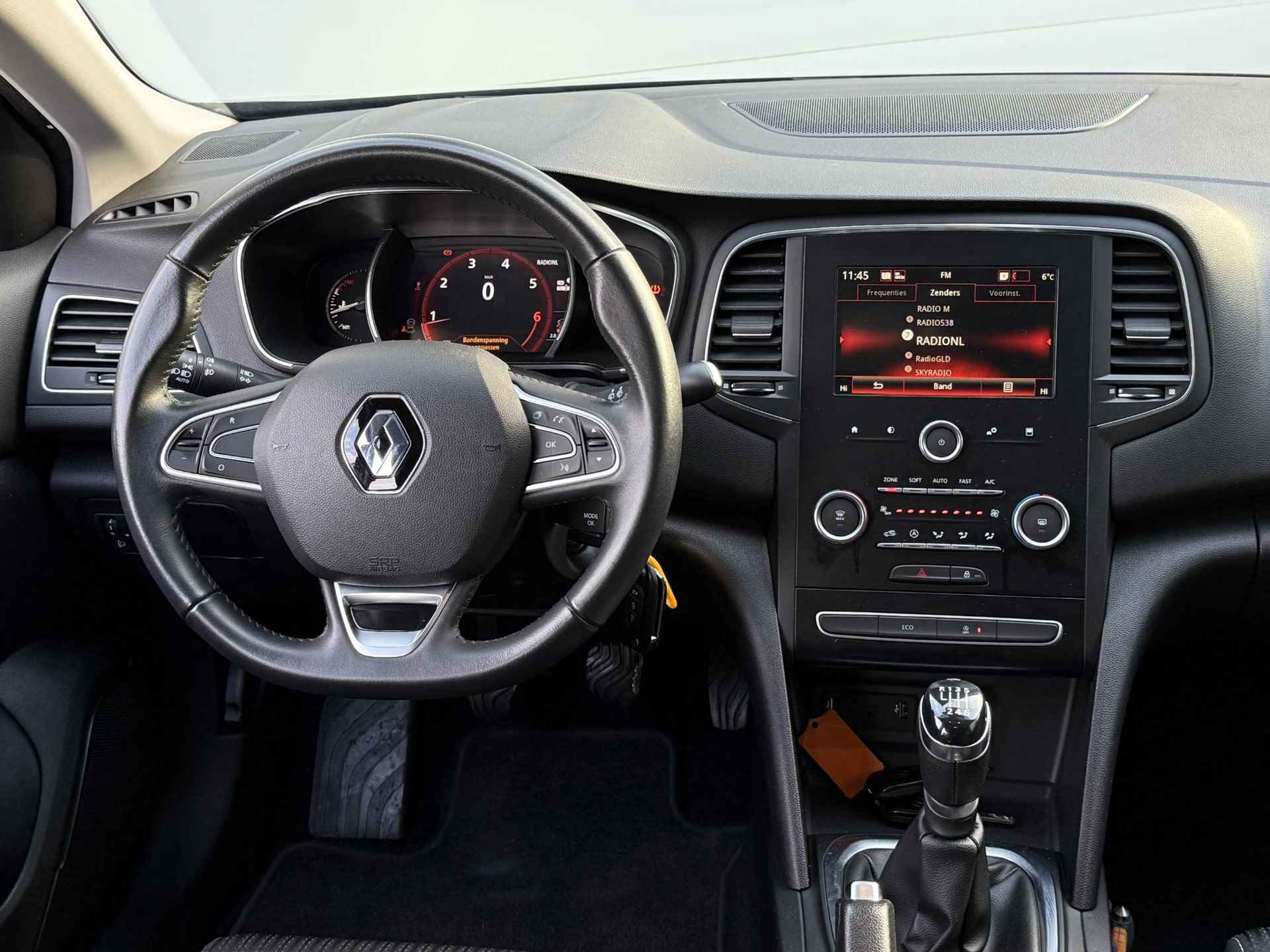 Renault Mégane Estate 1.2 TCe Zen | Navigatie | Parkeersensoren | Onderhoudhistorie! - 17/31