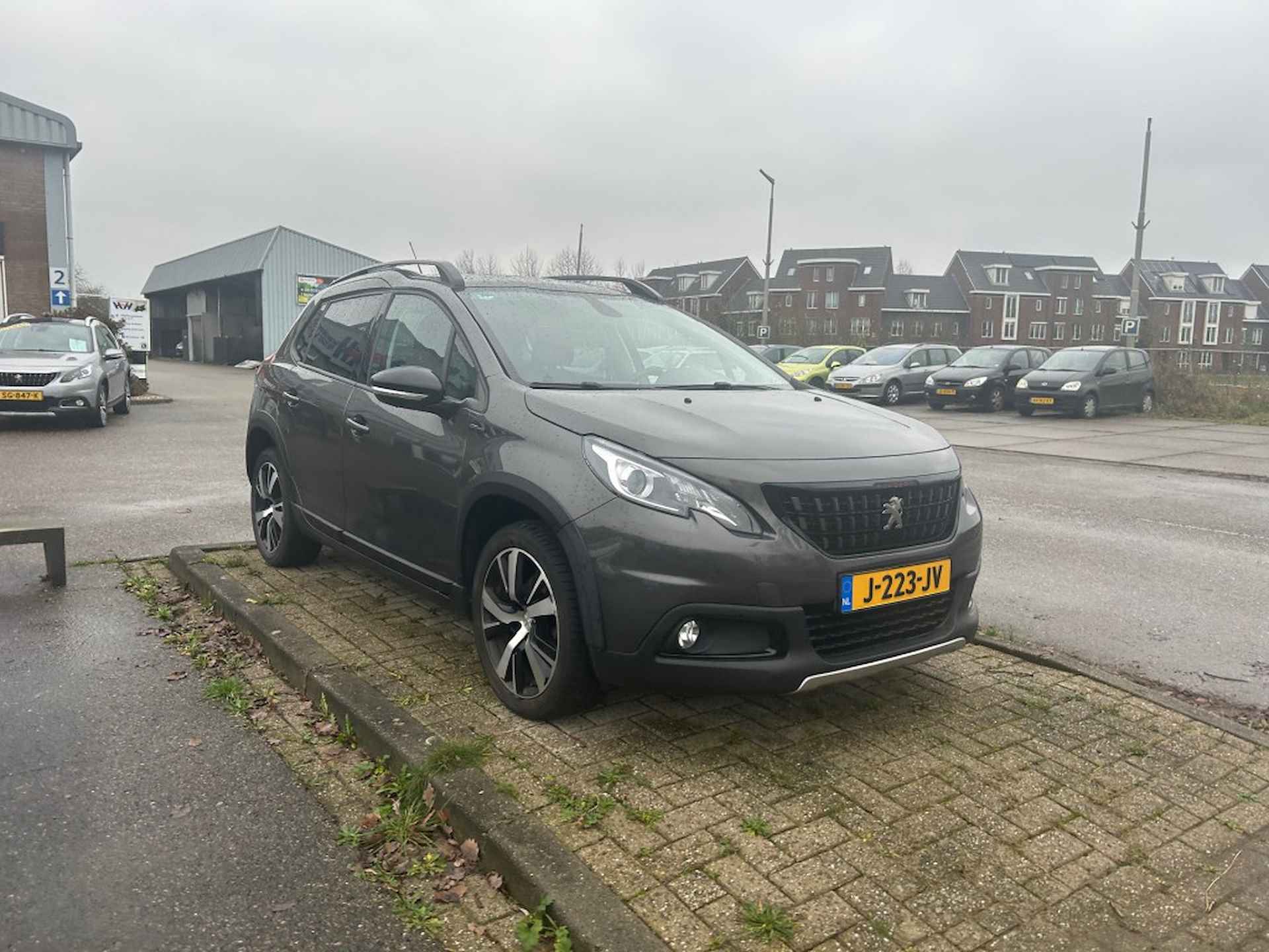 PEUGEOT 2008 GT-LINE 1.2-130PK EAT6 ATOMAAT - CLIMATE CONTROLE - NAVI - TREKH - 2/22