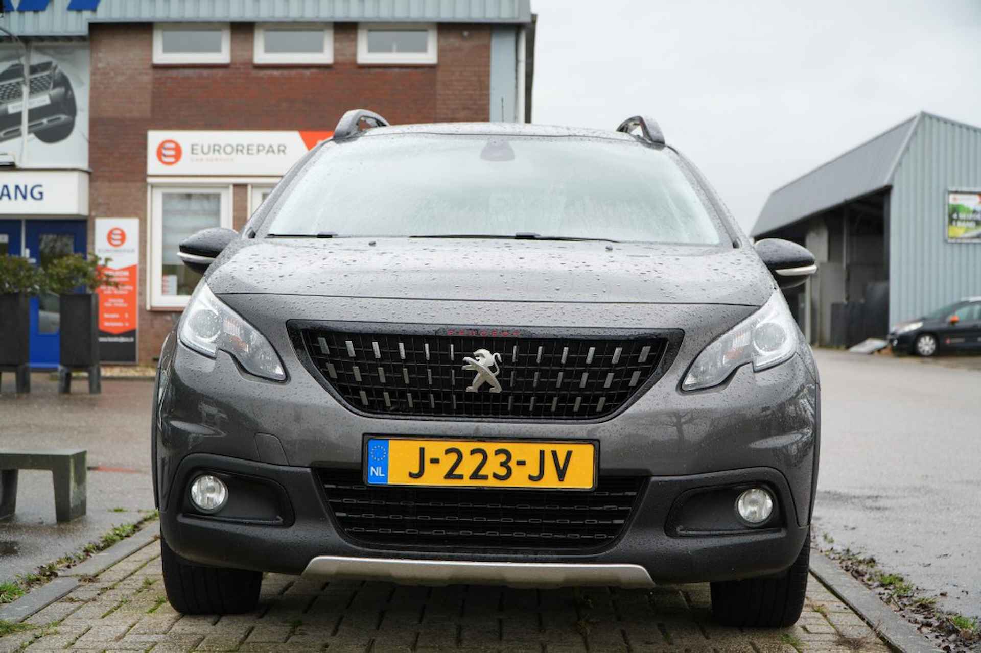 PEUGEOT 2008 GT-LINE 1.2-130PK EAT6 ATOMAAT - CLIMATE CONTROLE - NAVI - TREKH - 5/30