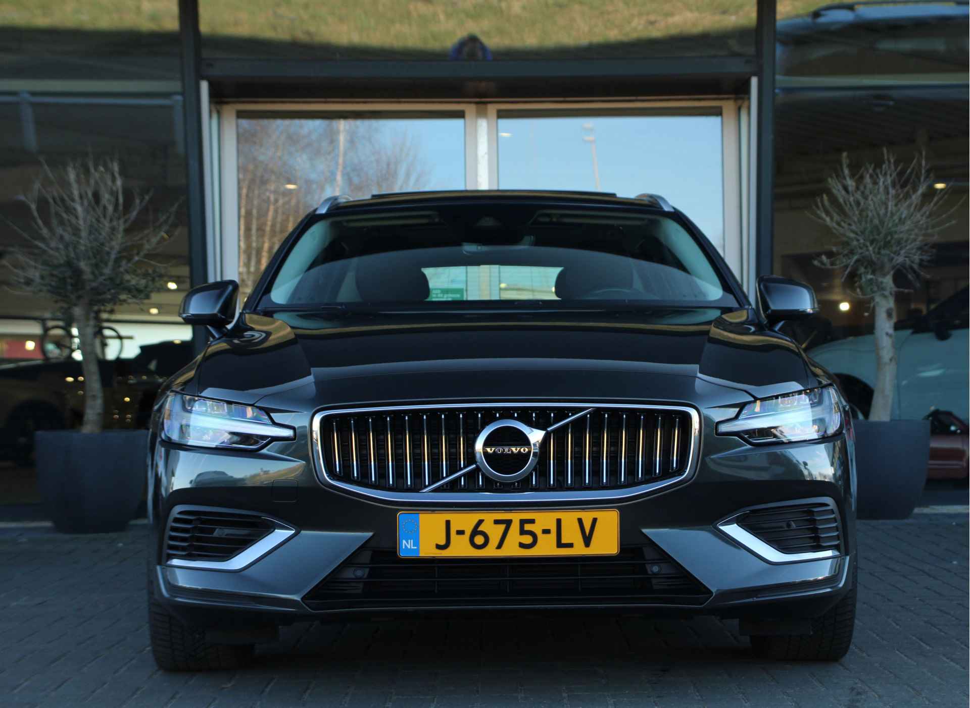 Volvo V60 T6 Recharge AWD Inscription | Adaptive Cruise | Harman/Kardon | Panoramadak | Camera | Trekhaak | 19-inch - 7/30