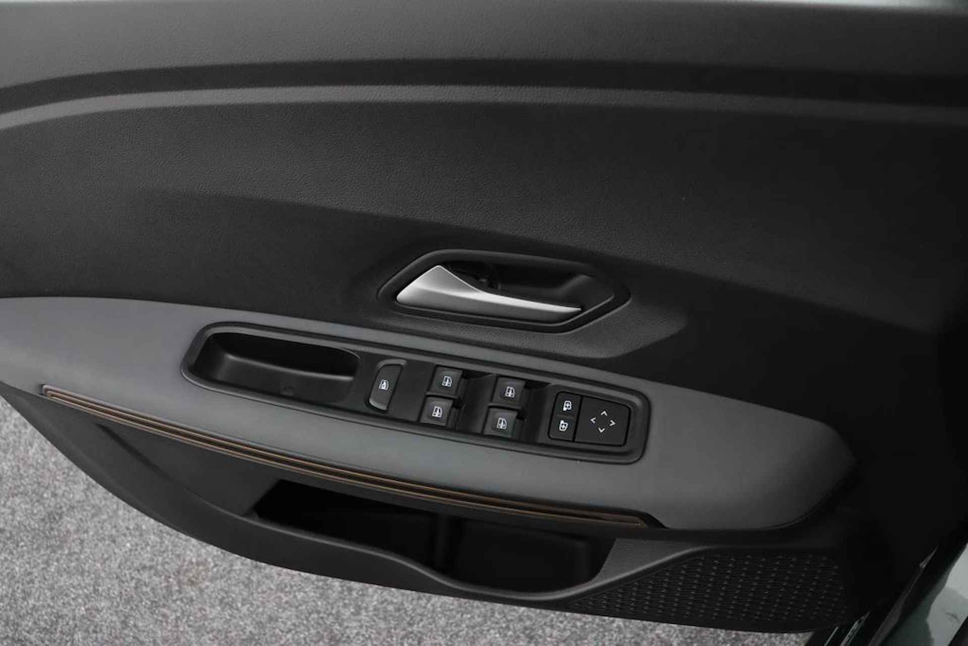 Dacia Sandero 1.0 TCe 100 ECO-G Extreme Pack Extreme | Media Navigatie | Stoelverwarming | Elektrisch bedienbaar schuifdak - 47/56