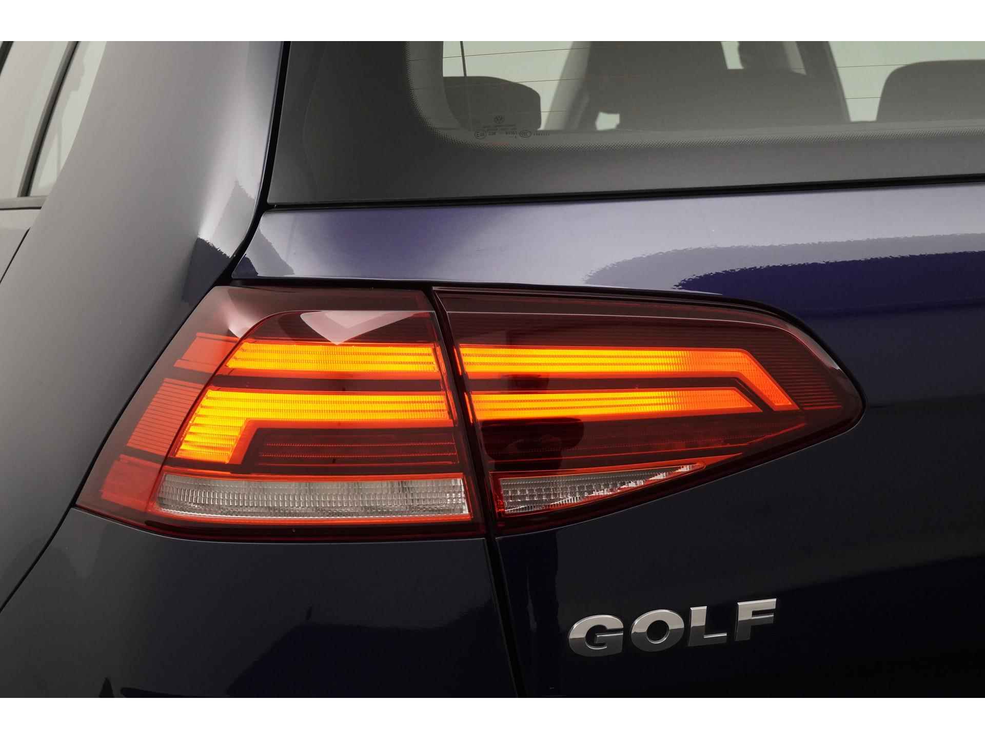 Volkswagen Golf 1.0 TSI Comfortline | Navigatie | ACC | Apple Carplay | Zondag Open! - 24/42