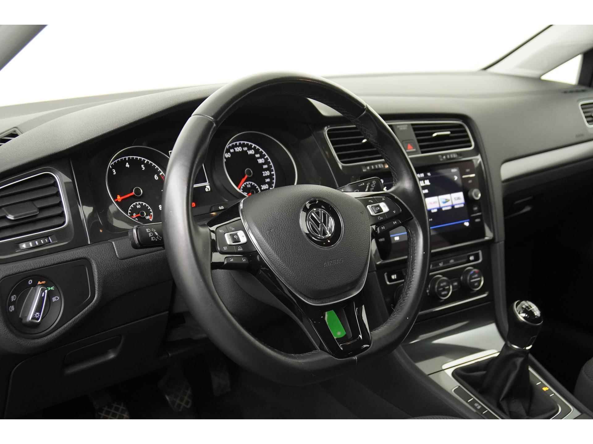 Volkswagen Golf 1.0 TSI Comfortline | Navigatie | ACC | Apple Carplay | Zondag Open! - 34/42