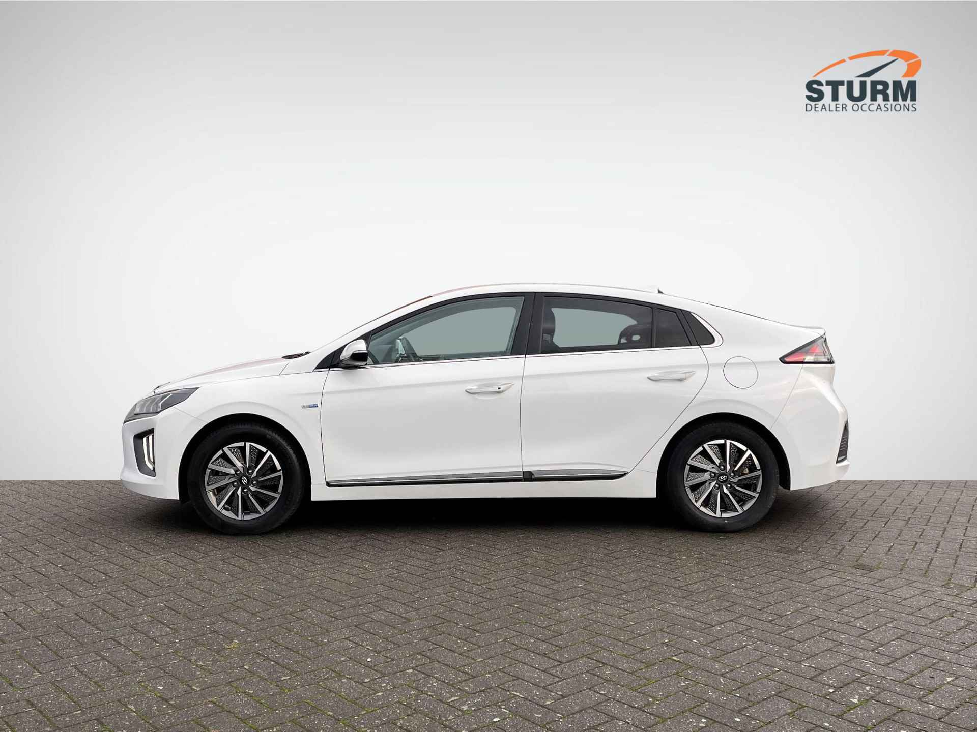 Hyundai IONIQ Comfort EV 38 kWh | Navigatie | Camera | Adapt. Cruise Control | Stoelverwarming | Apple Carplay/Android Auto | Rijklaarprijs! - 7/27