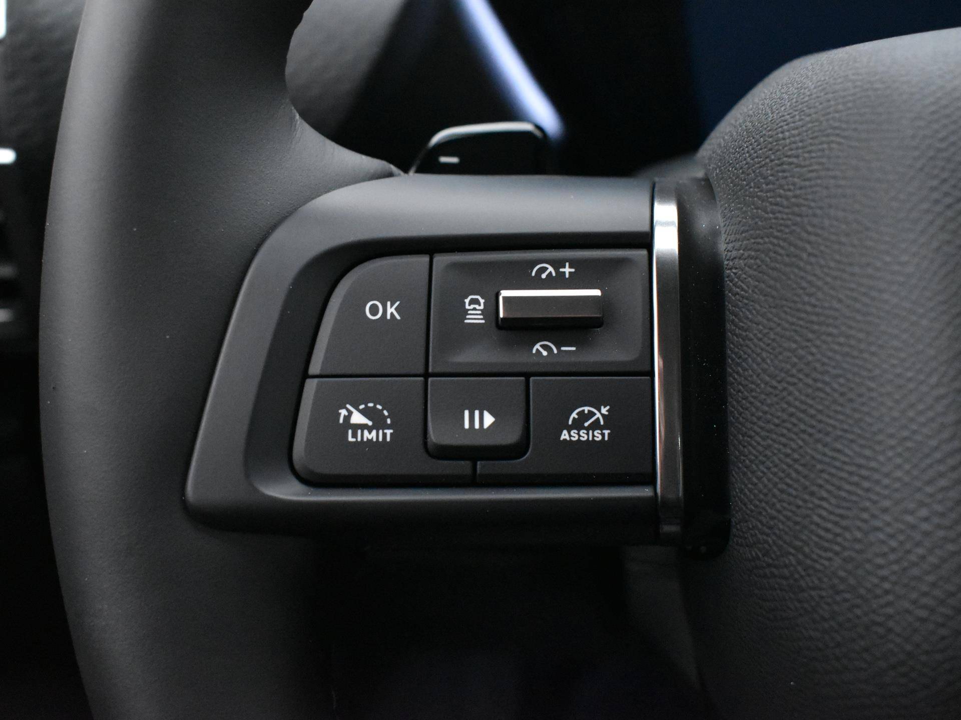 Citroën C5 X Business Plus 1.6 Hybrid 225pk Automaat | Navigatie | Stoelverwarming - 17/38