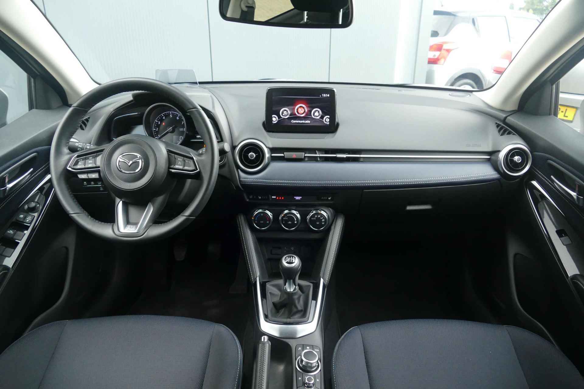 Mazda 2 1.5 Skyactiv-G Luxury | Navi | Keyless | Camera | Apple/Android | RIJKLAARPRIJS!! - 17/34