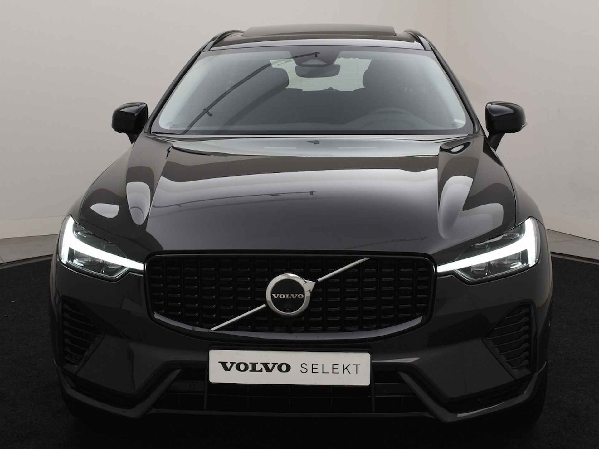 Volvo XC60 T6 PLUG-IN HYBRID LONG RANGE PLUS DARK SCHUIFDAK 360GR CAM ACC B - 6/37