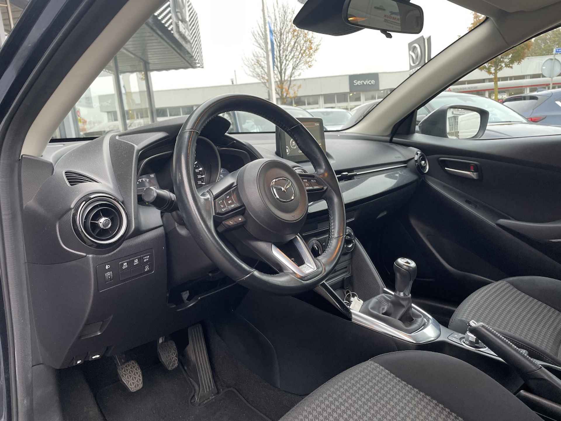 Mazda 2 1.5 Skyactiv-G Dynamic | Navi | Parkeersensoren - 9/31