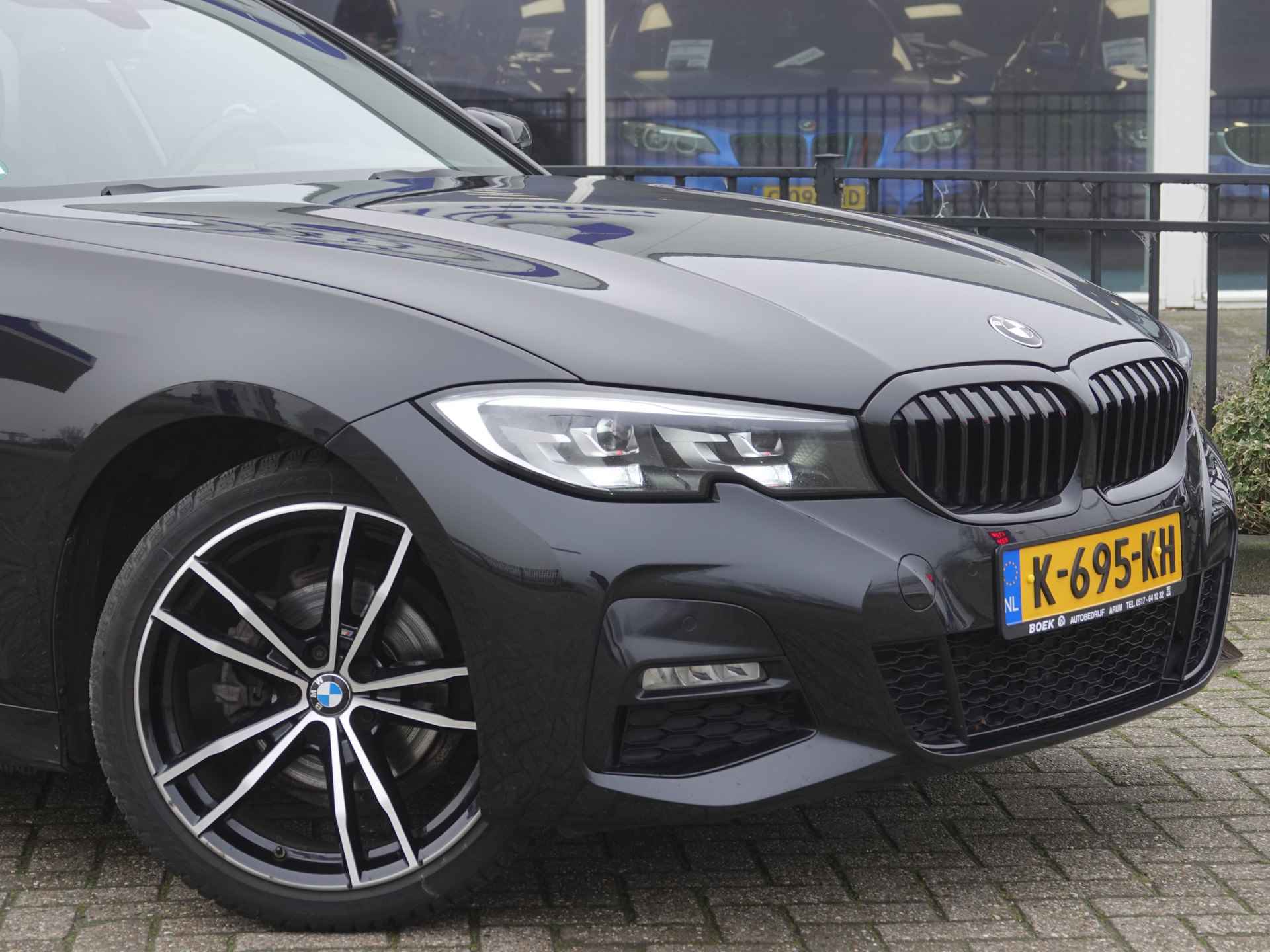 BMW 3 Serie Touring 318i Executive M-SPORT SP. STOELEN | H-LEER | HK AUDIO | NAVI - 13/36