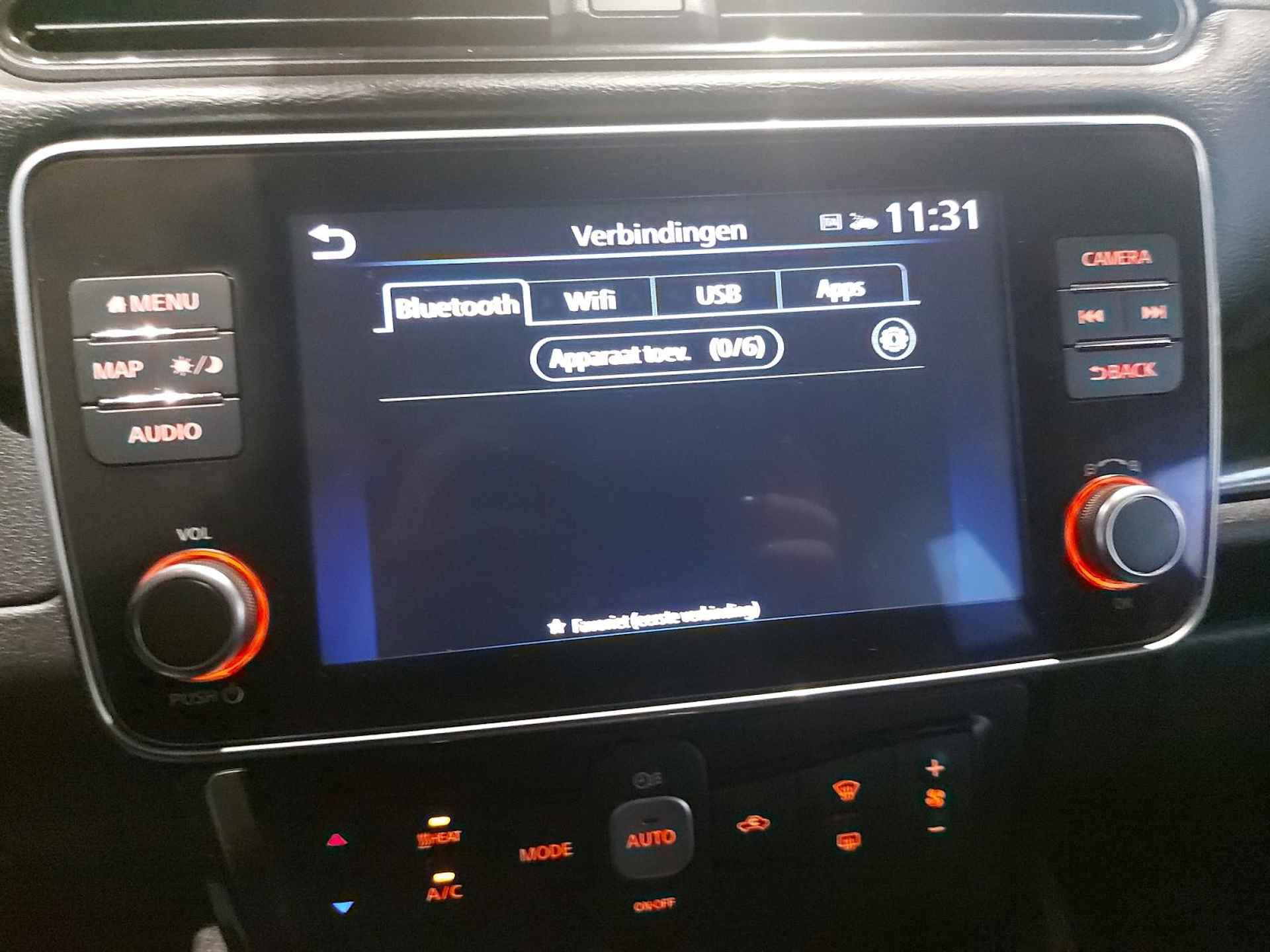 Nissan LEAF e+ N-Connecta 62 kWh | 360-Camera | Parkeersensoren | Dodehoek detectie | Stuur/Voorruitverwarming | Stoelverwarming voor + achter | Navigatie | Apple Carplay/Android auto | Adaptie cruise control | Dealer onderhouden | 8 jaar garantie op accu pakket | - 34/45