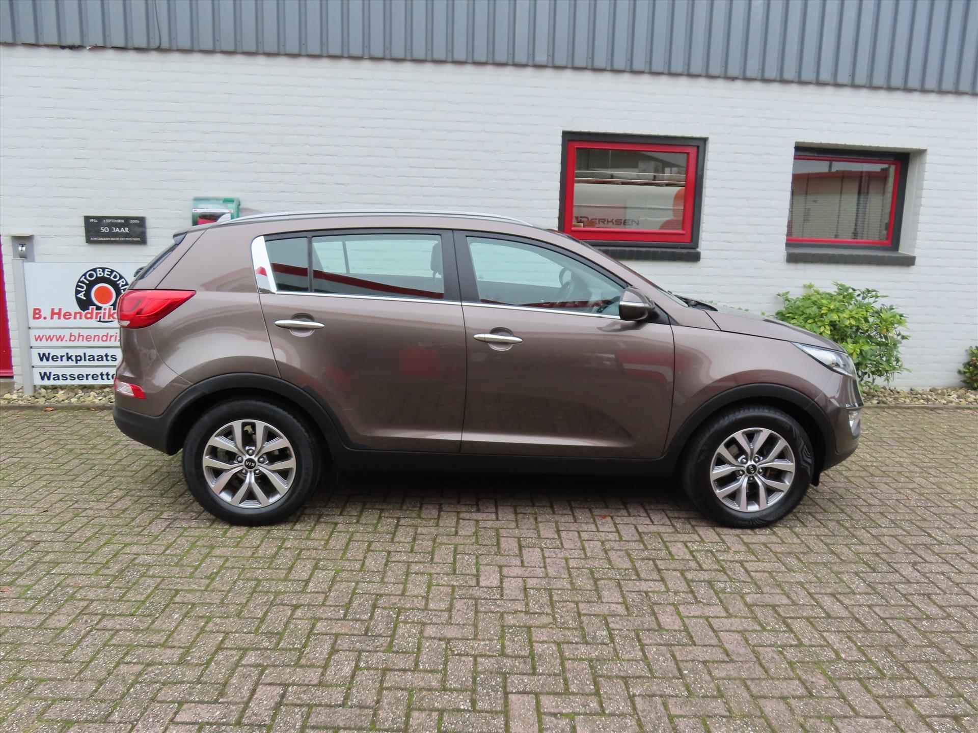 Kia Sportage 1.6 GDI 135pk BusinessLine/ Trekhaak/ All season banden/ Navigatie/ Camera achter/ Cruise control/ Origineel NL/ NAP - 4/40