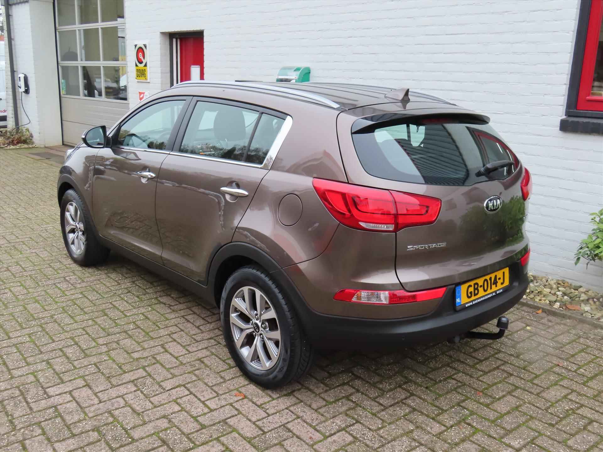 Kia Sportage 1.6 GDI 135pk BusinessLine/ Trekhaak/ All season banden/ Navigatie/ Camera achter/ Cruise control/ Origineel NL/ NAP - 6/40