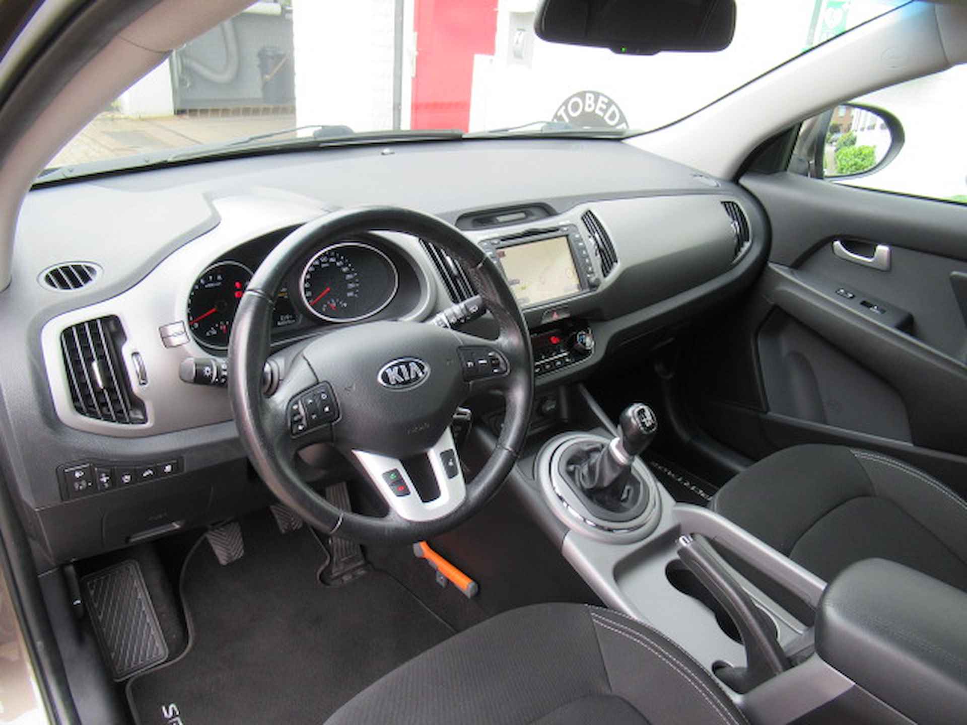 Kia Sportage 1.6 GDI 135pk BusinessLine/ Trekhaak/ All season banden/ Navigatie/ Camera achter/ Cruise control/ Origineel NL/ NAP - 9/40