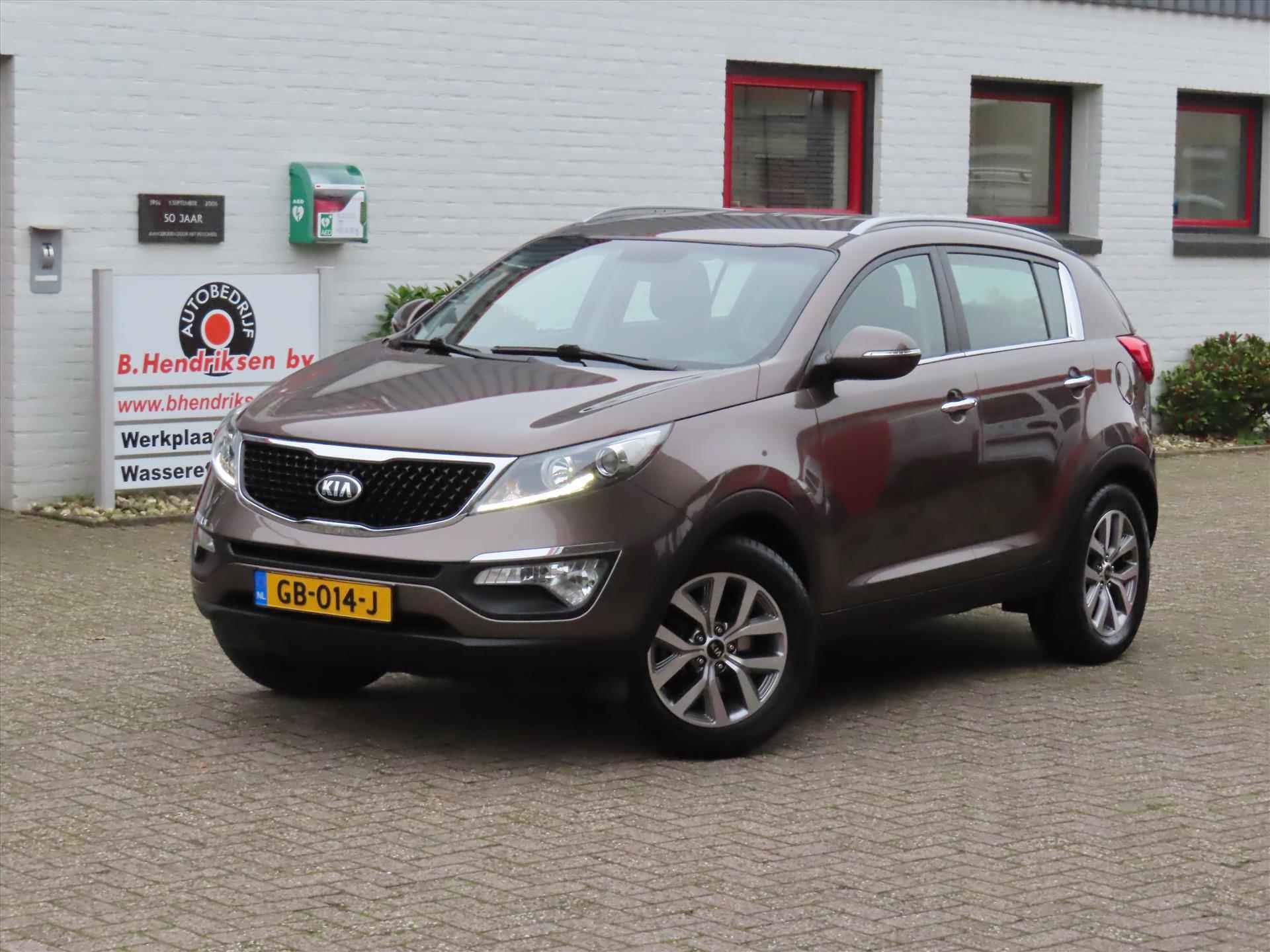 Kia Sportage 1.6 GDI 135pk BusinessLine/ Trekhaak/ All season banden/ Navigatie/ Camera achter/ Cruise control/ Origineel NL/ NAP - 37/40