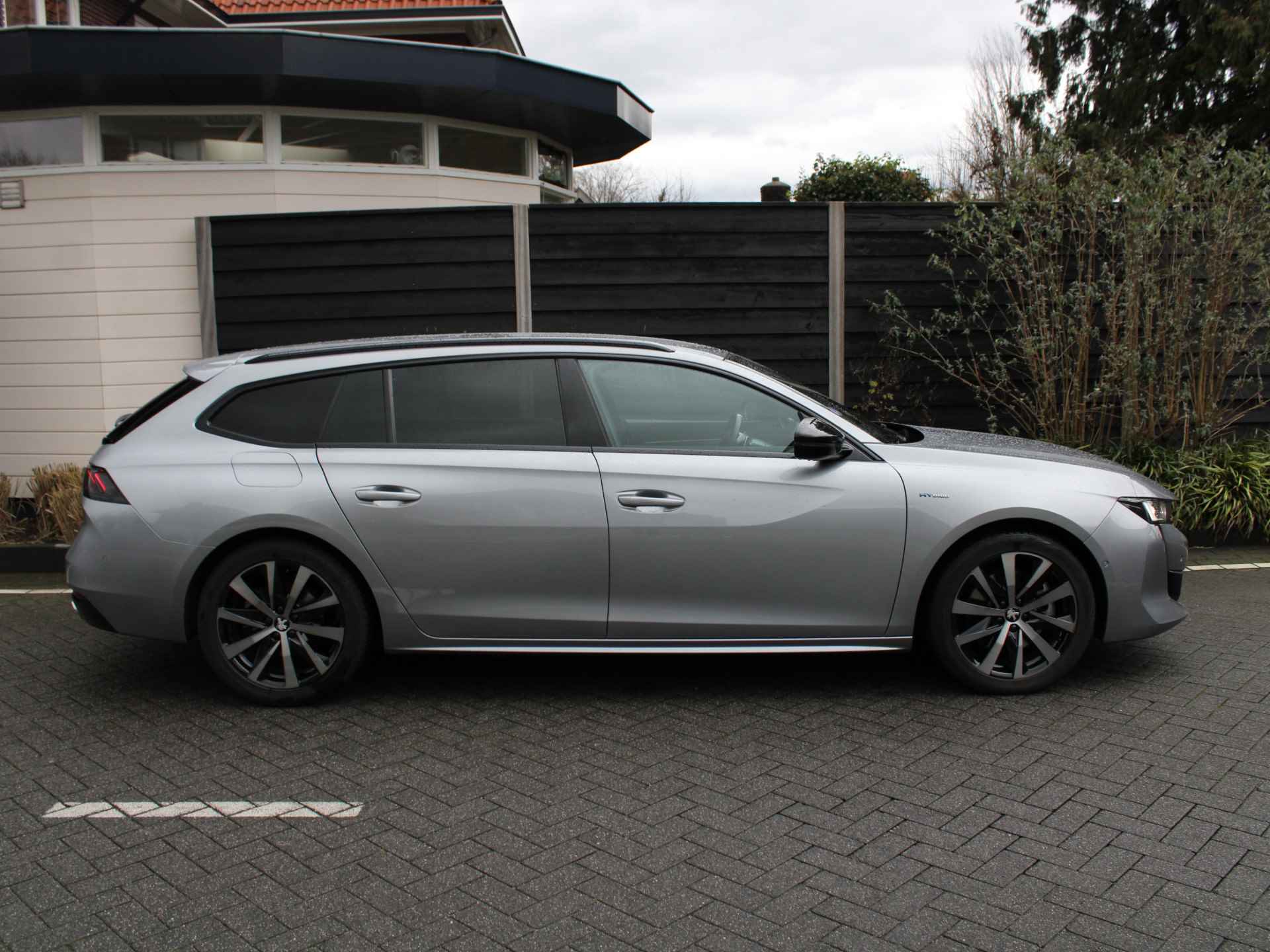 Peugeot 508 SW 1.6 HYbrid 225PK Blue Lease GT Line Avantage Automaat Navigatie, Keyless Entry & Start, Achteruitrijcamera, Stoelverwarming, Adaptieve Cruise Control - 12/48