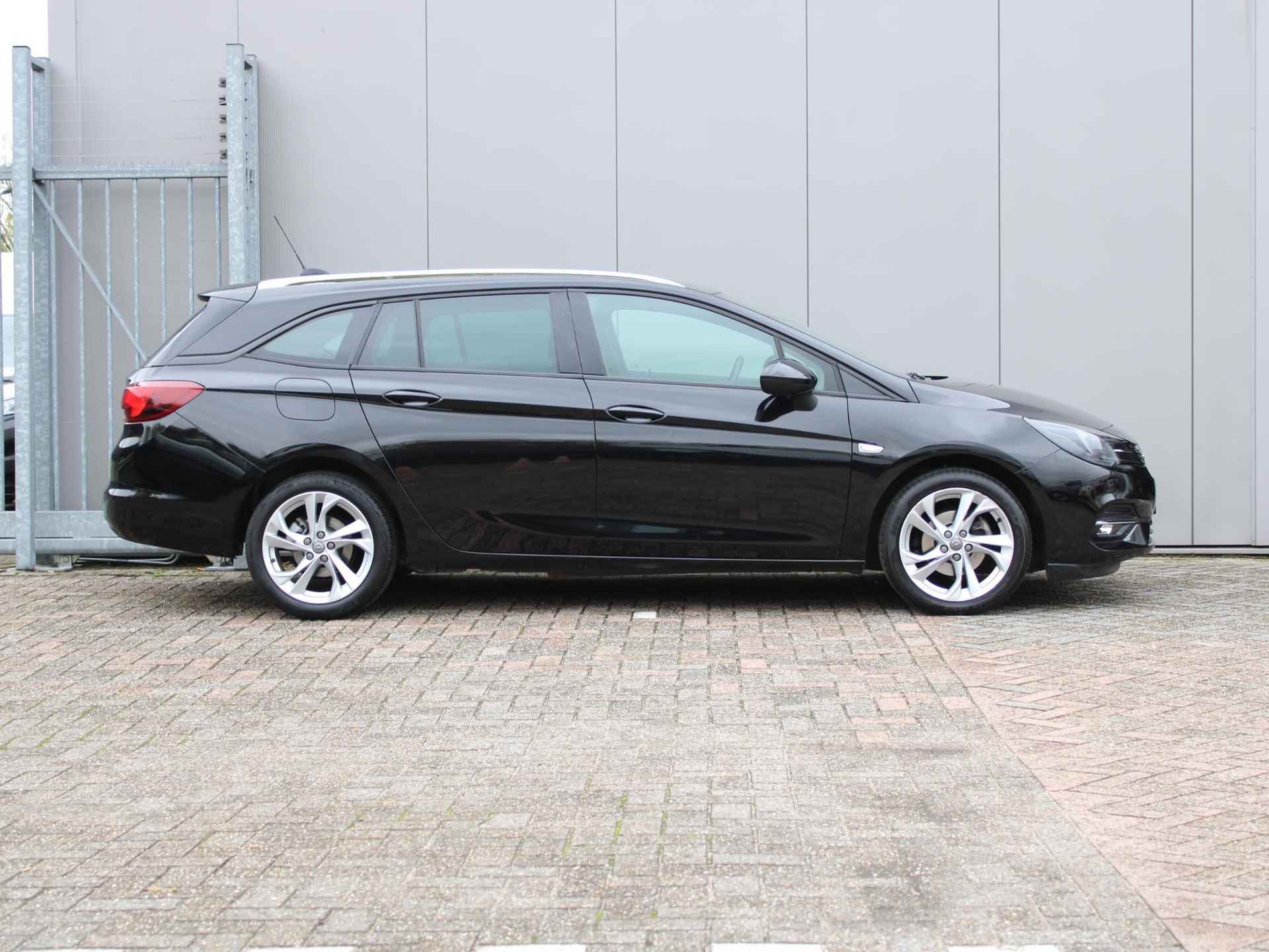 Opel Astra Sports Tourer 1.2 Elegance | Navi / Climate / Cruise - 7/34