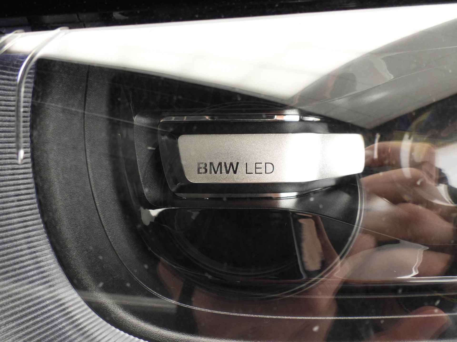 BMW i3 Basis 120Ah 42 kWh | LED | Navigatie | Stoelverwarming | Clima | Cruise controle | Alu 19 inch - 33/39