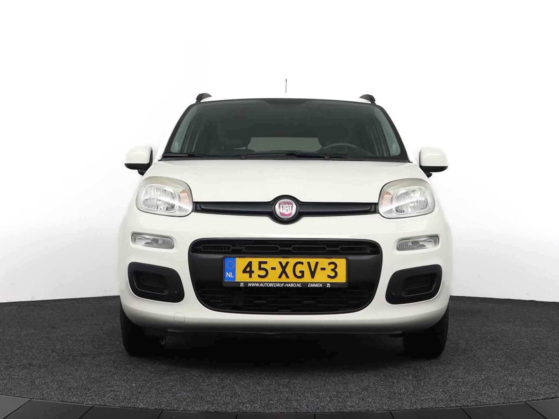 Fiat Panda 0.9 TWINAIR LOUNGE AUTOMAAT AC/BLUETOOTH/CV+AB/PARK.SENS/TREKHAAK/ALL.SEASON.BANDEN - 4/40