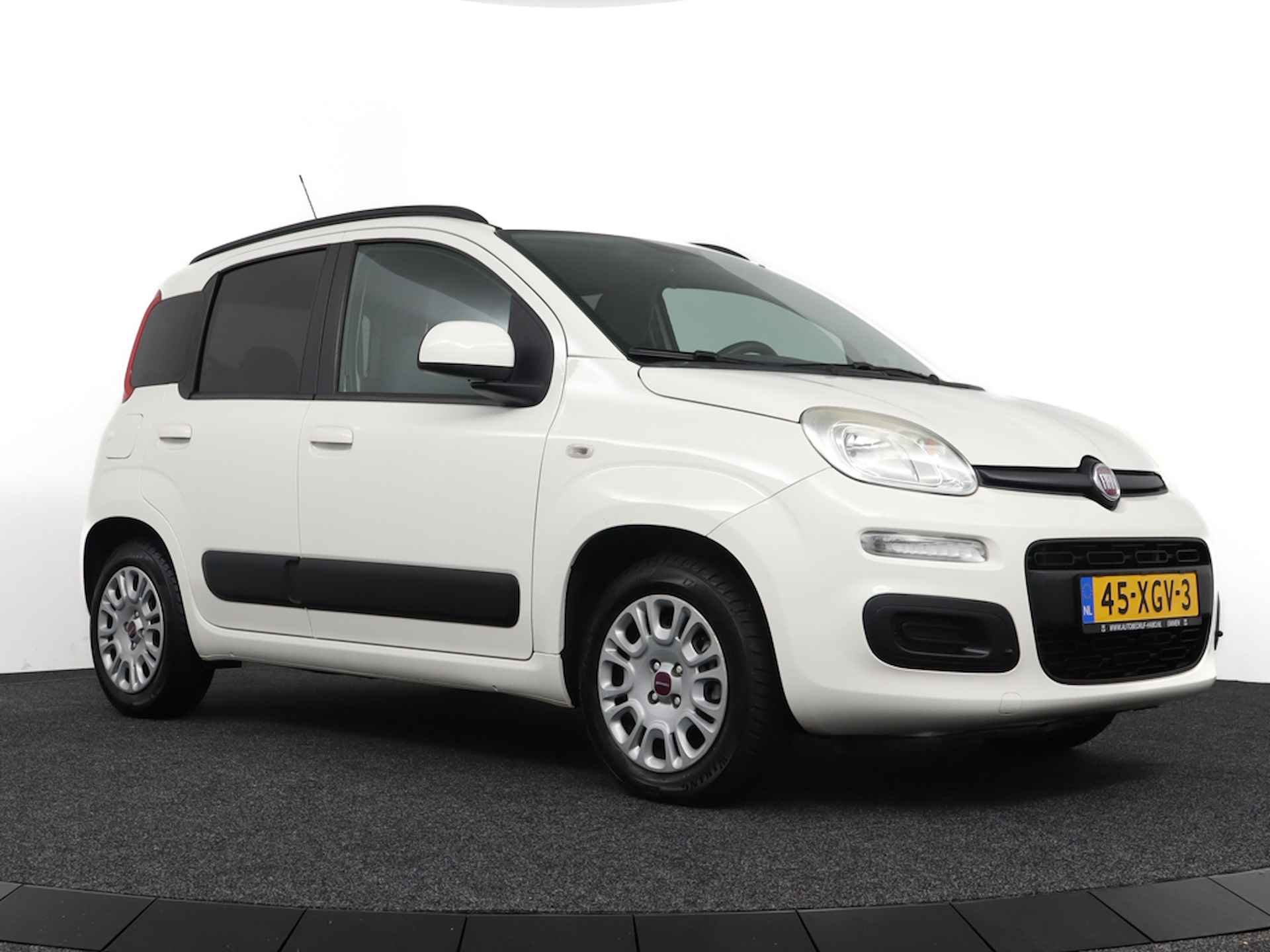 Fiat Panda 0.9 TWINAIR LOUNGE AUTOMAAT AC/BLUETOOTH/CV+AB/PARK.SENS/TREKHAAK/ALL.SEASON.BANDEN - 6/40