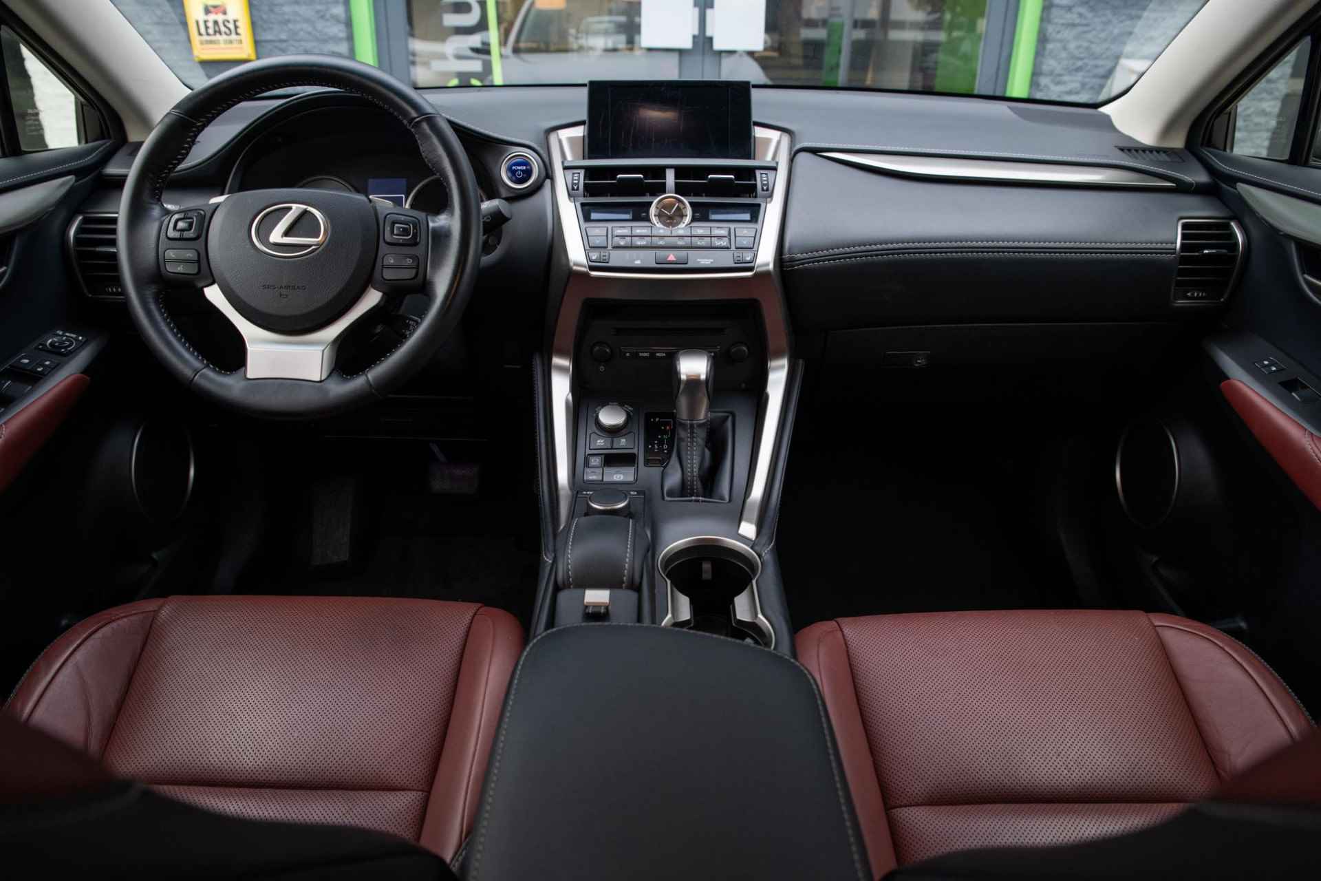 Lexus NX 300h Luxury Line / BTW / 1E EIG / NL AUTO - 17/50