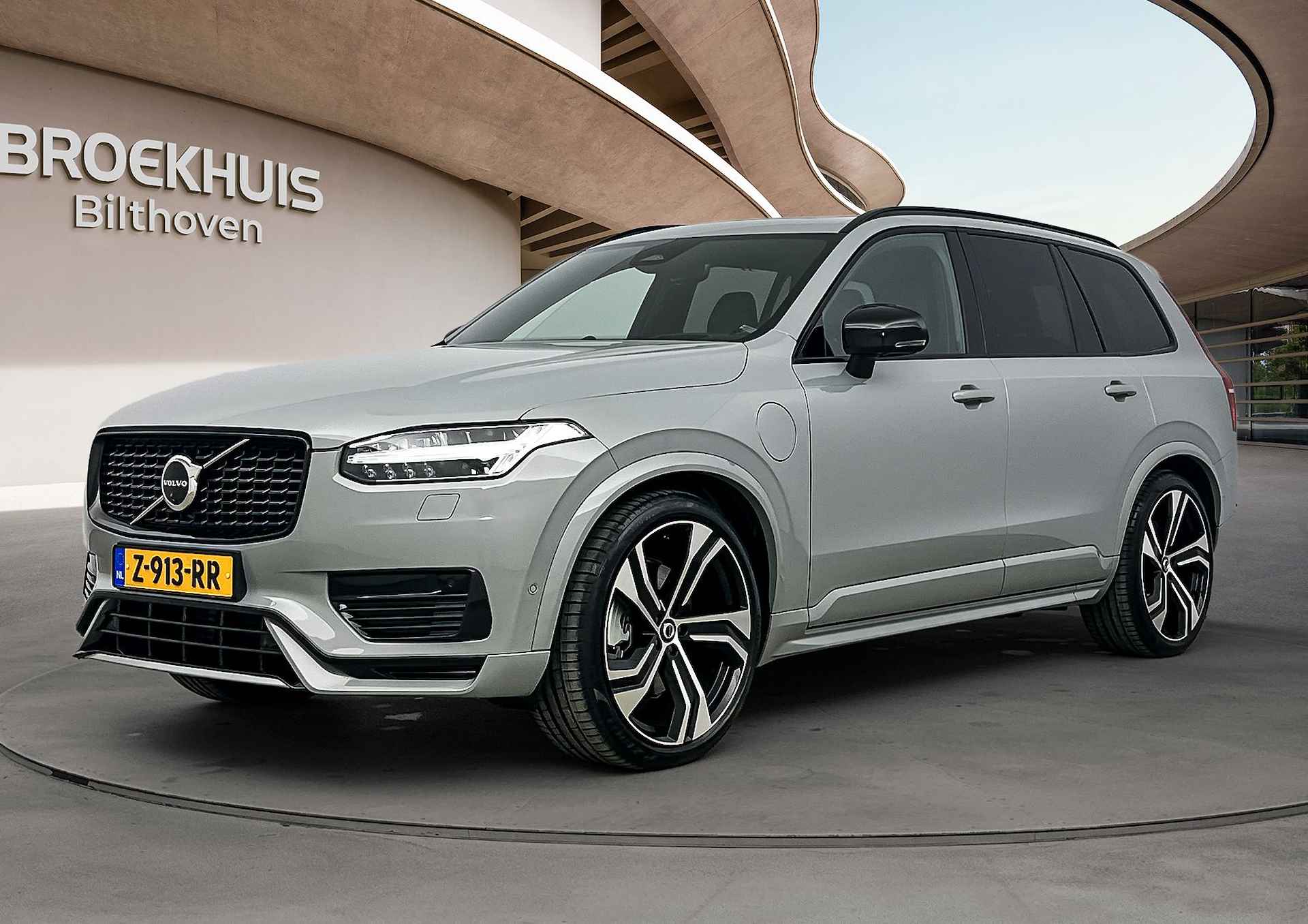 Volvo XC90 T8 Plug-in hybrid AWD 455pk Ultra Dark | Luchtvering | Bowers&Wilkins | Trekhaak | 360 Camera | Pilot Assist | Schuifdak | 22"LM - 2/34