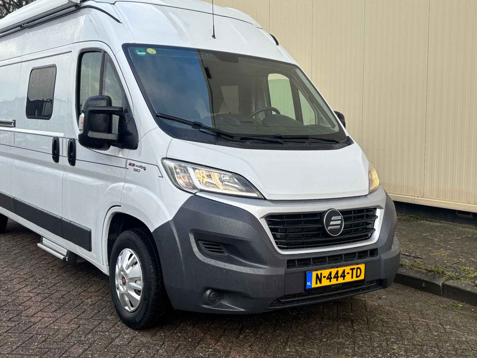 Fiat Hymer YOSEMITE BWJ 10-2018 | 2.2JTD 131PK | 4 SLAAPPLAATSEN | LENGTEBEDDEN | AIRCO | CAMERA | CRUISE | NAVI - 3/19