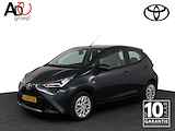 Toyota Aygo 1.0 VVT-i x-play | Airconditioning | Achteruitrijcamera | Bluetooth |