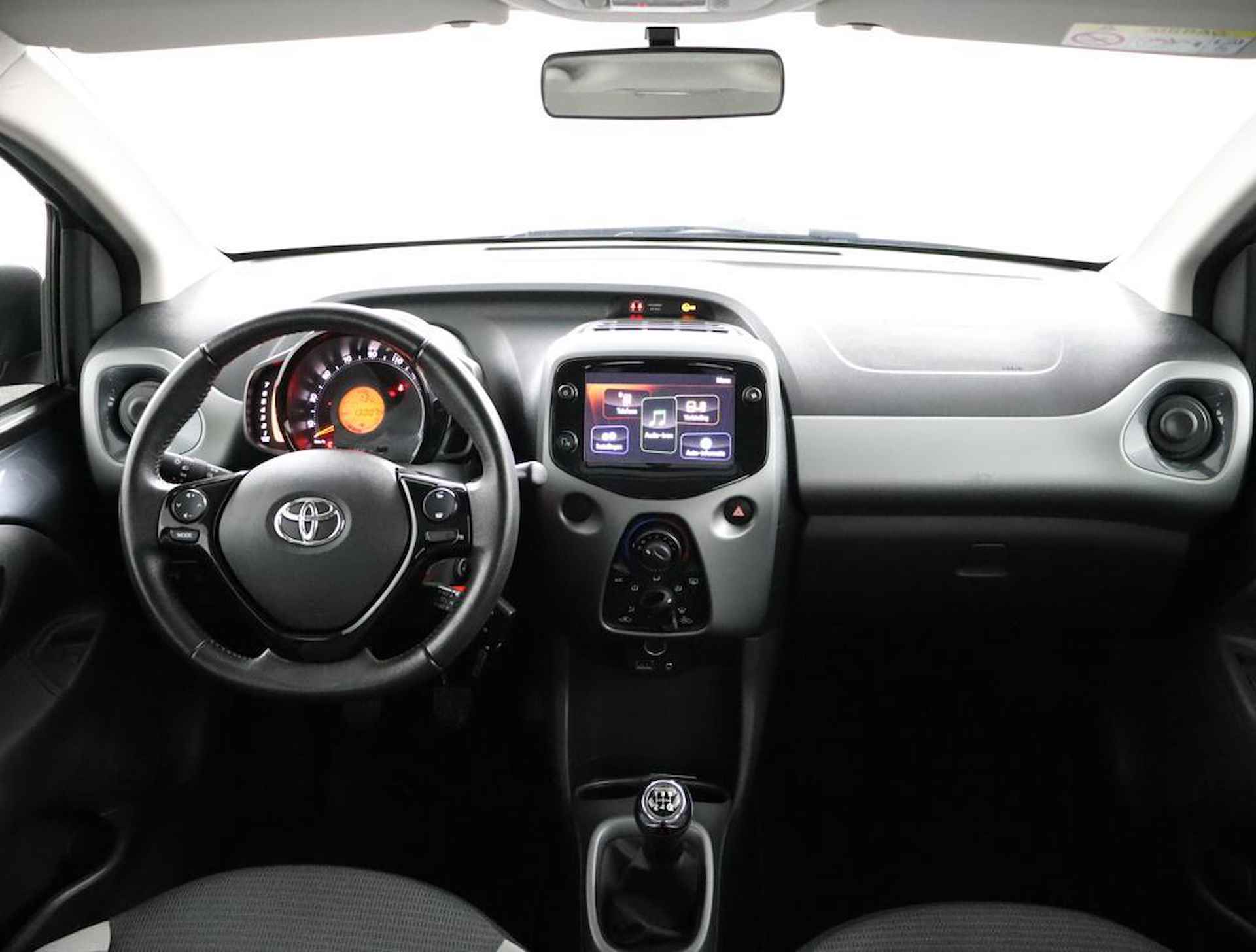 Toyota Aygo 1.0 VVT-i x-play | Airconditioning | Achteruitrijcamera | Bluetooth | - 42/52