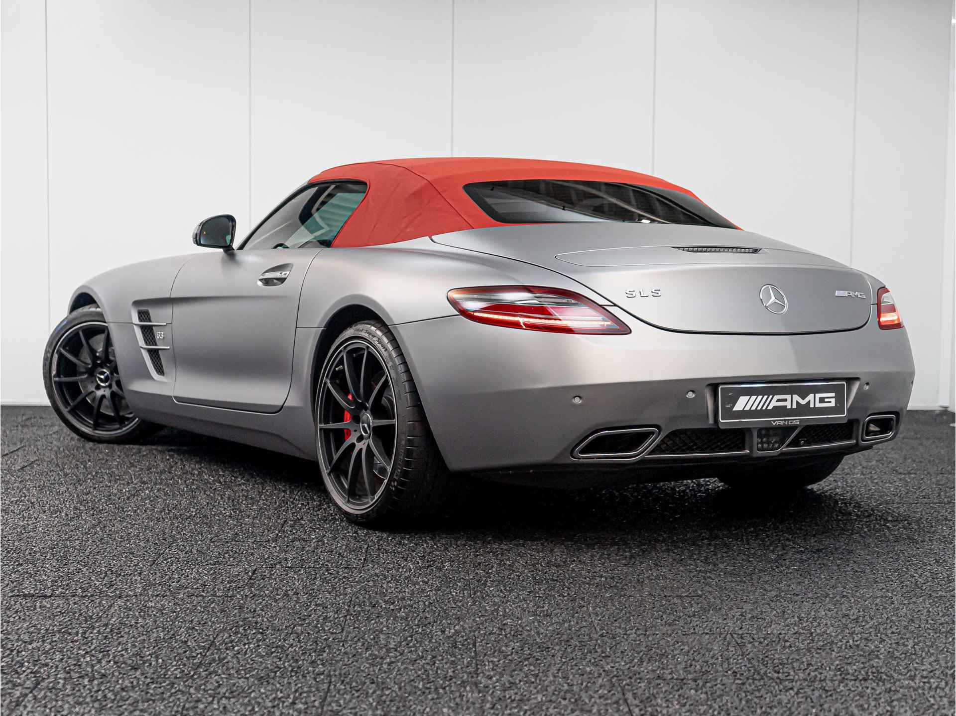 Mercedes-Benz SLS Roadster 6.3 AMG | Bang & Olufsen BeoSound - 4/32