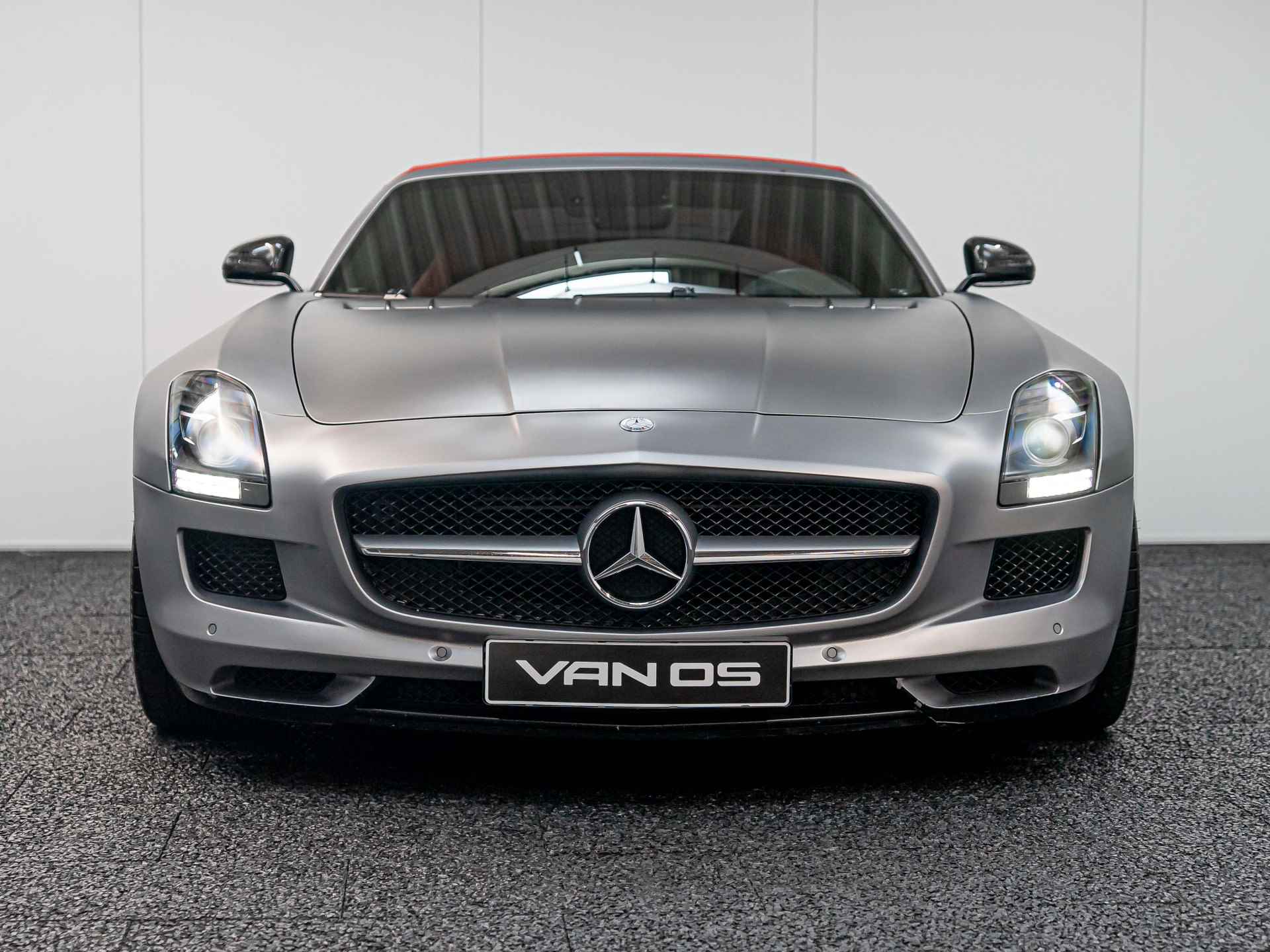 Mercedes-Benz SLS Roadster 6.3 AMG | Bang & Olufsen BeoSound - 7/32