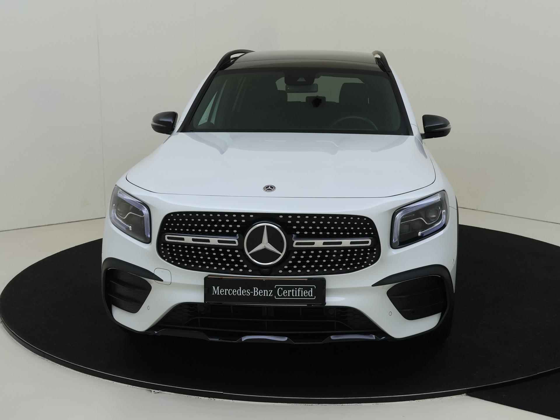 Mercedes-Benz GLB 180 AMG Line 7p. /Panoramadak /Night pakket /19 Inch /Elk. Trekhaak / 7 Persoons - 9/40