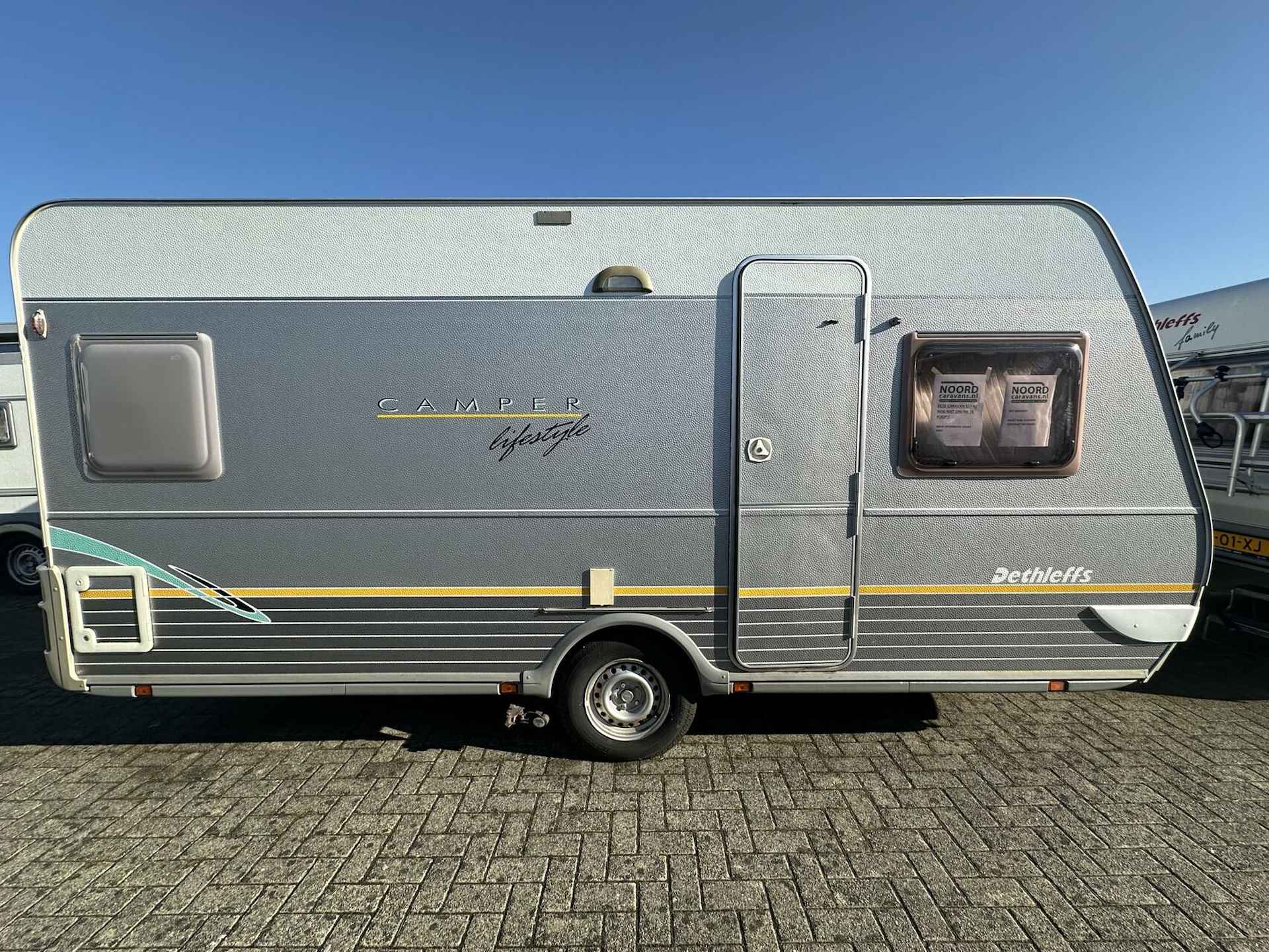 DETHLEFFS CAMPER LIFESTYLE 450 FRANSBED + VOORTENT + MOVER - 4/17