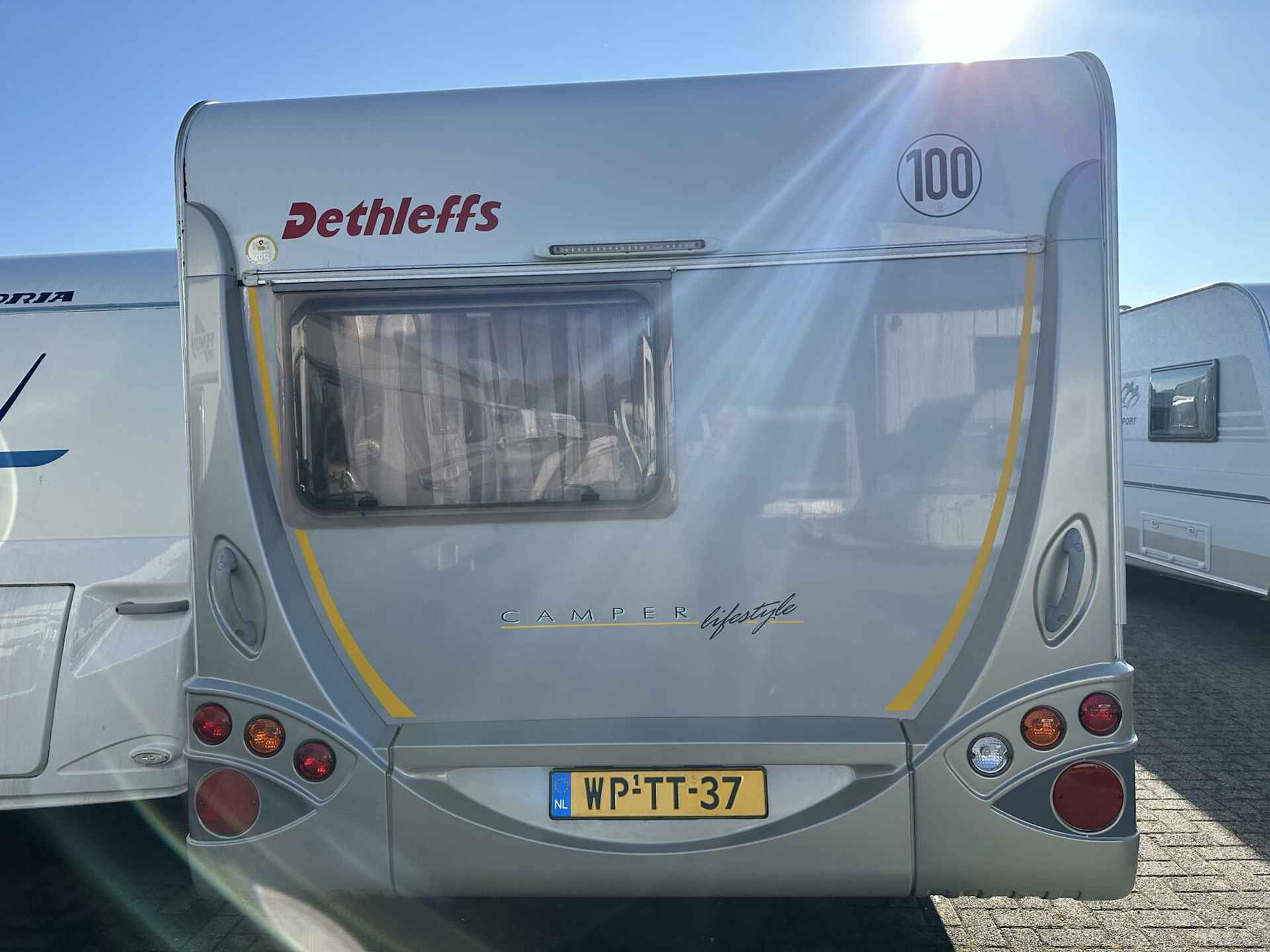 DETHLEFFS CAMPER LIFESTYLE 450 FRANSBED + VOORTENT + MOVER - 6/17