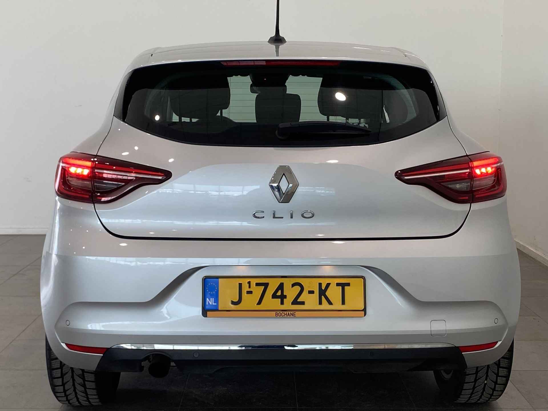 Renault Clio 1.0 TCe 100 Bi-Fuel Zen | Airco | Cruise | Parkeersensoren | Lichtmetalen velgen 16" | Apple Carplay/Android Auto - 4/24