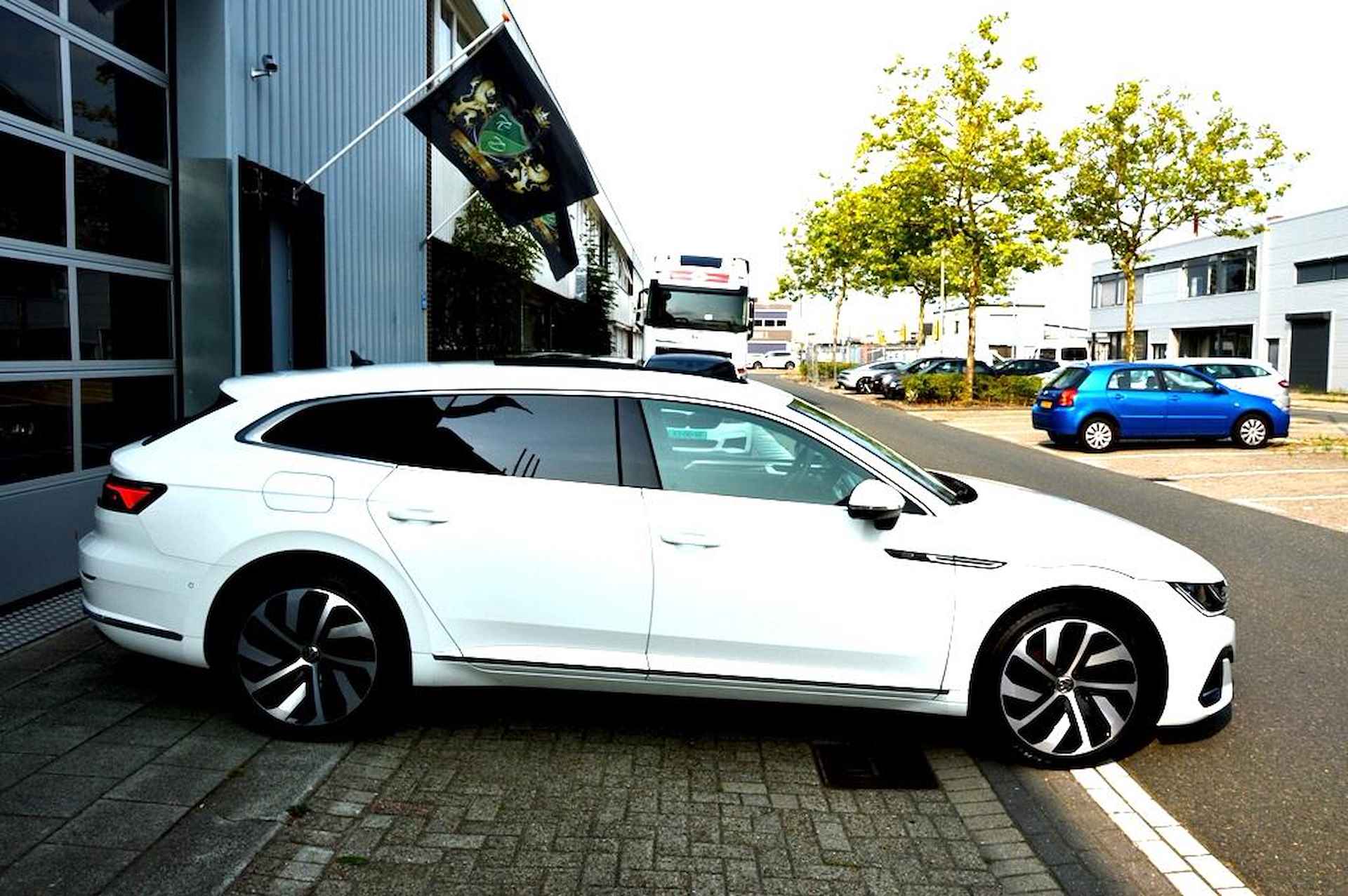 Volkswagen Arteon Shooting Brake 1.4 TSI DSG eHybrid R-Line - 11/56