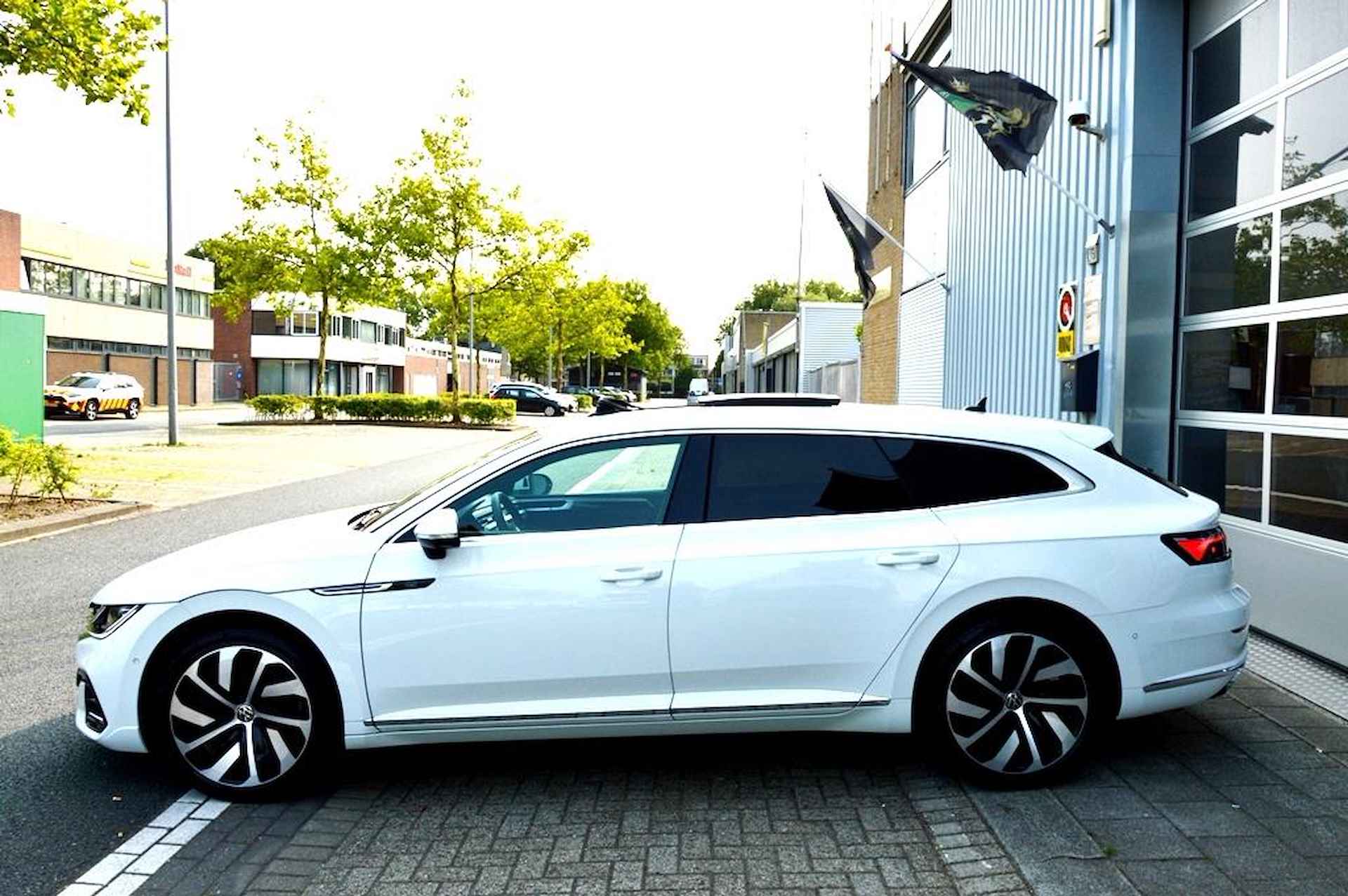 Volkswagen Arteon Shooting Brake 1.4 TSI DSG eHybrid R-Line - 13/56