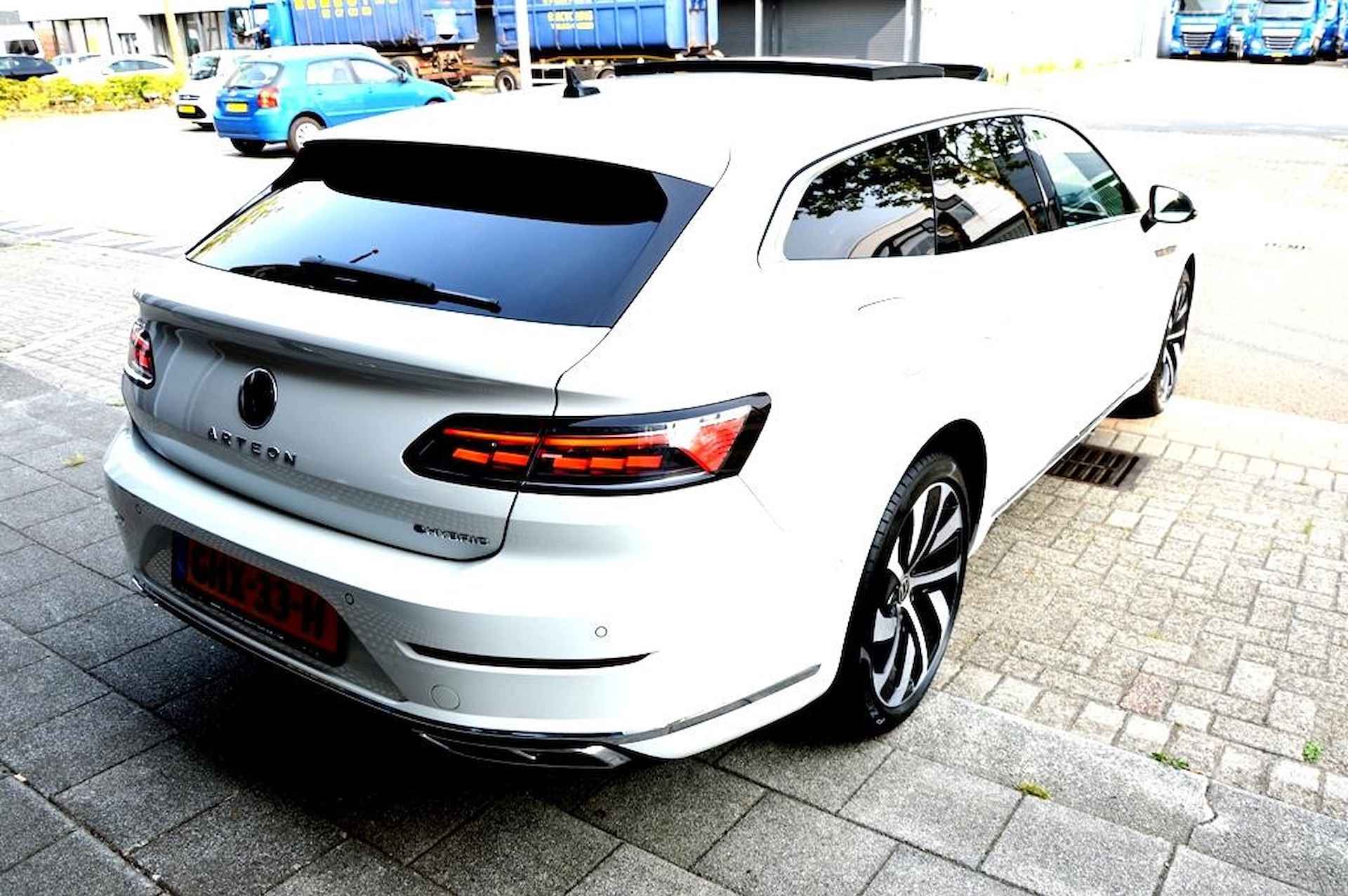 Volkswagen Arteon Shooting Brake 1.4 TSI DSG eHybrid R-Line - 16/56