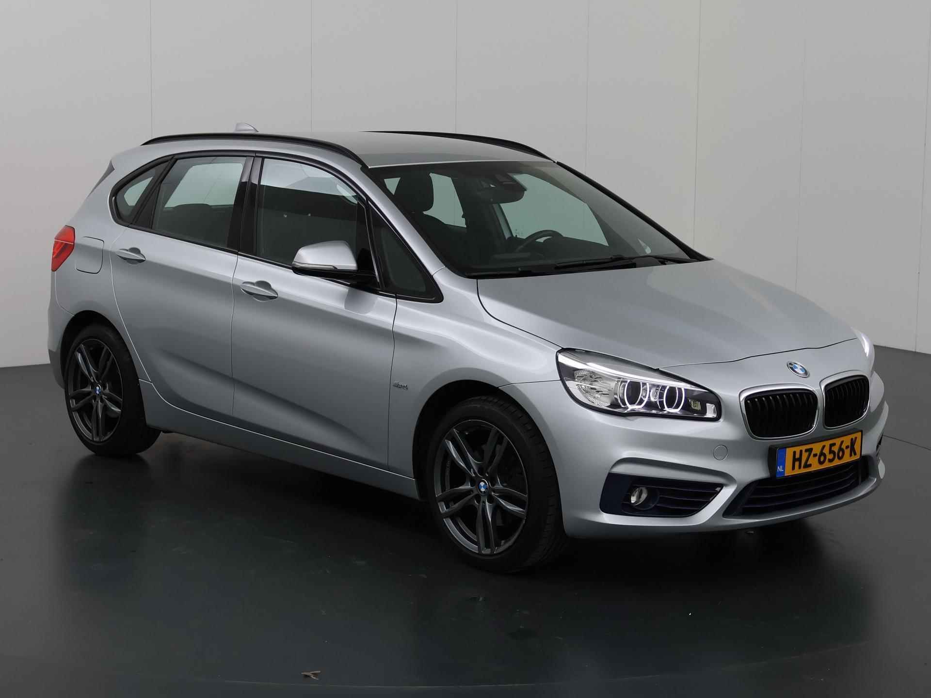 BMW 2-serie Active Tourer 218i Sport | Navigatie | Parkeersensoren | Stoelverwarming | Keyless Go | Koplamp Led | Elektr. Achterklep | - 24/46